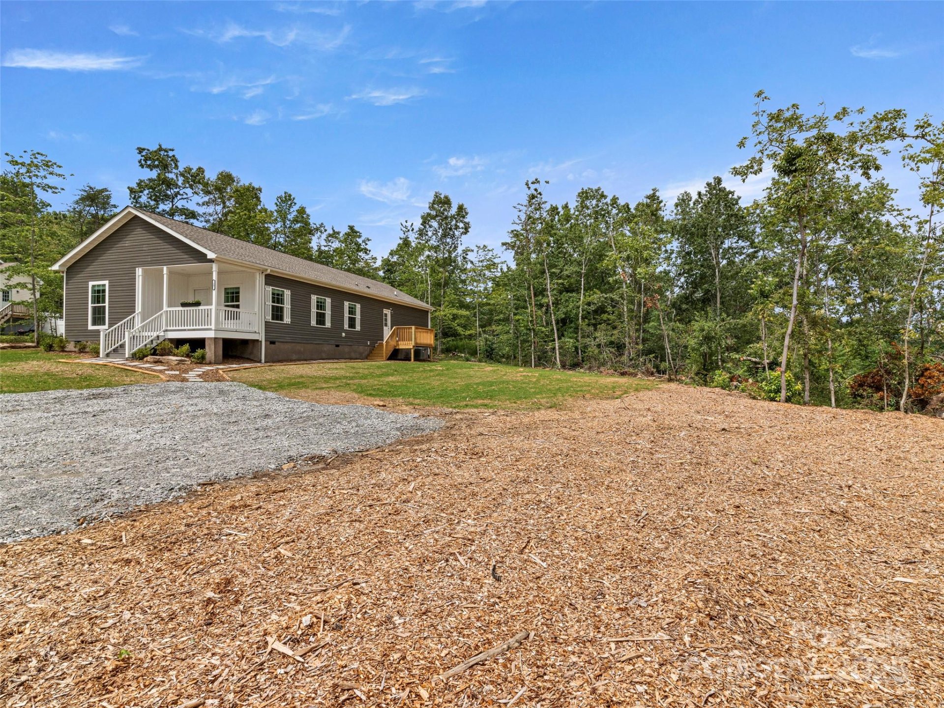 Property image 3 at 15 Eagle Drive, Hendersonville, NC 28792