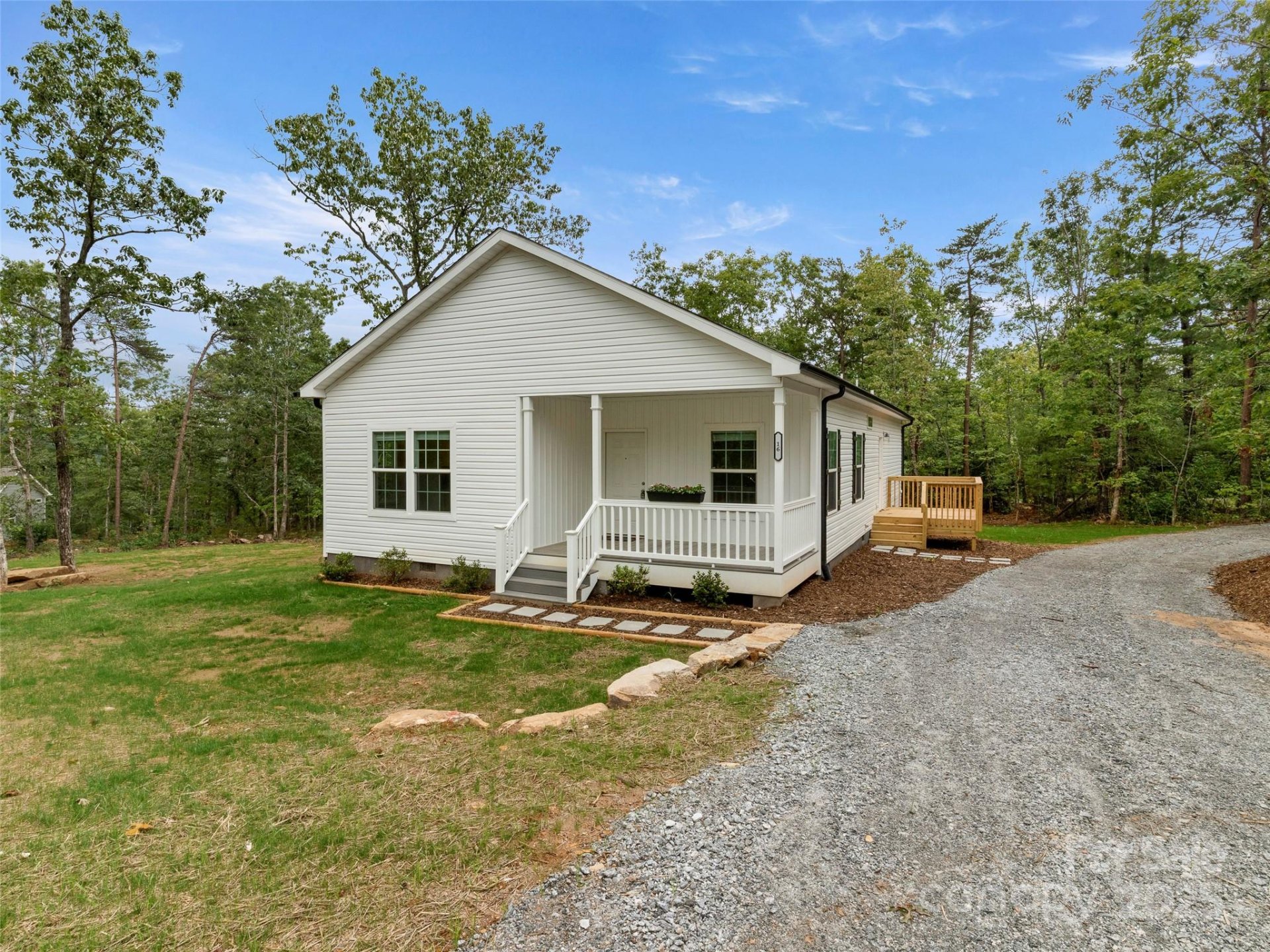Property image 2 at 16 Eagle Drive, Hendersonville, NC 28792