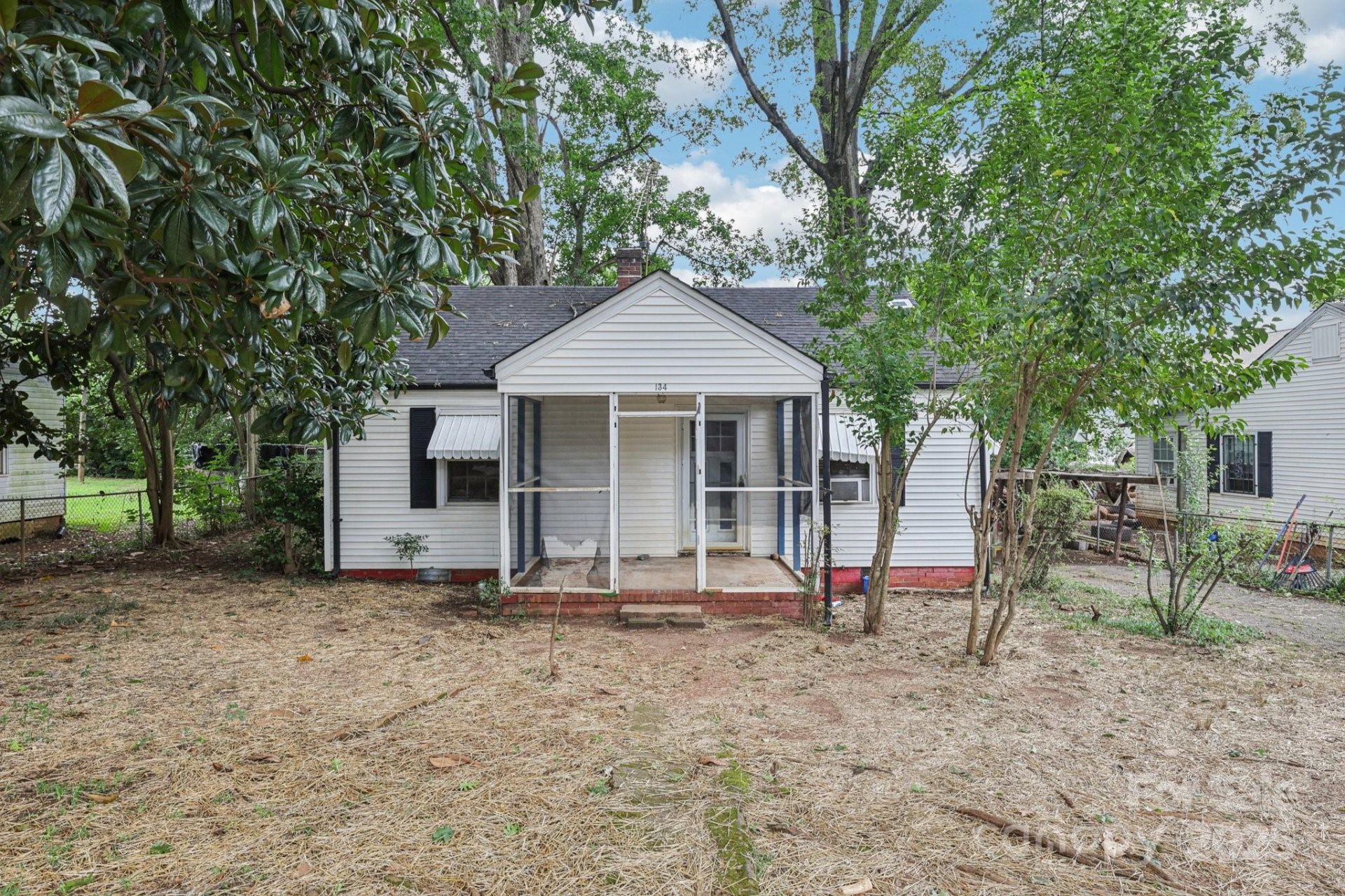 Property image 1 at 134 S Gregg Street, Charlotte, NC 28208