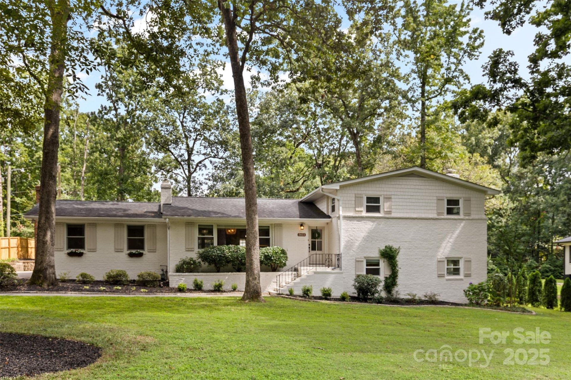 Property image 2 at 5611 Robinhood Road, Charlotte, NC 28211