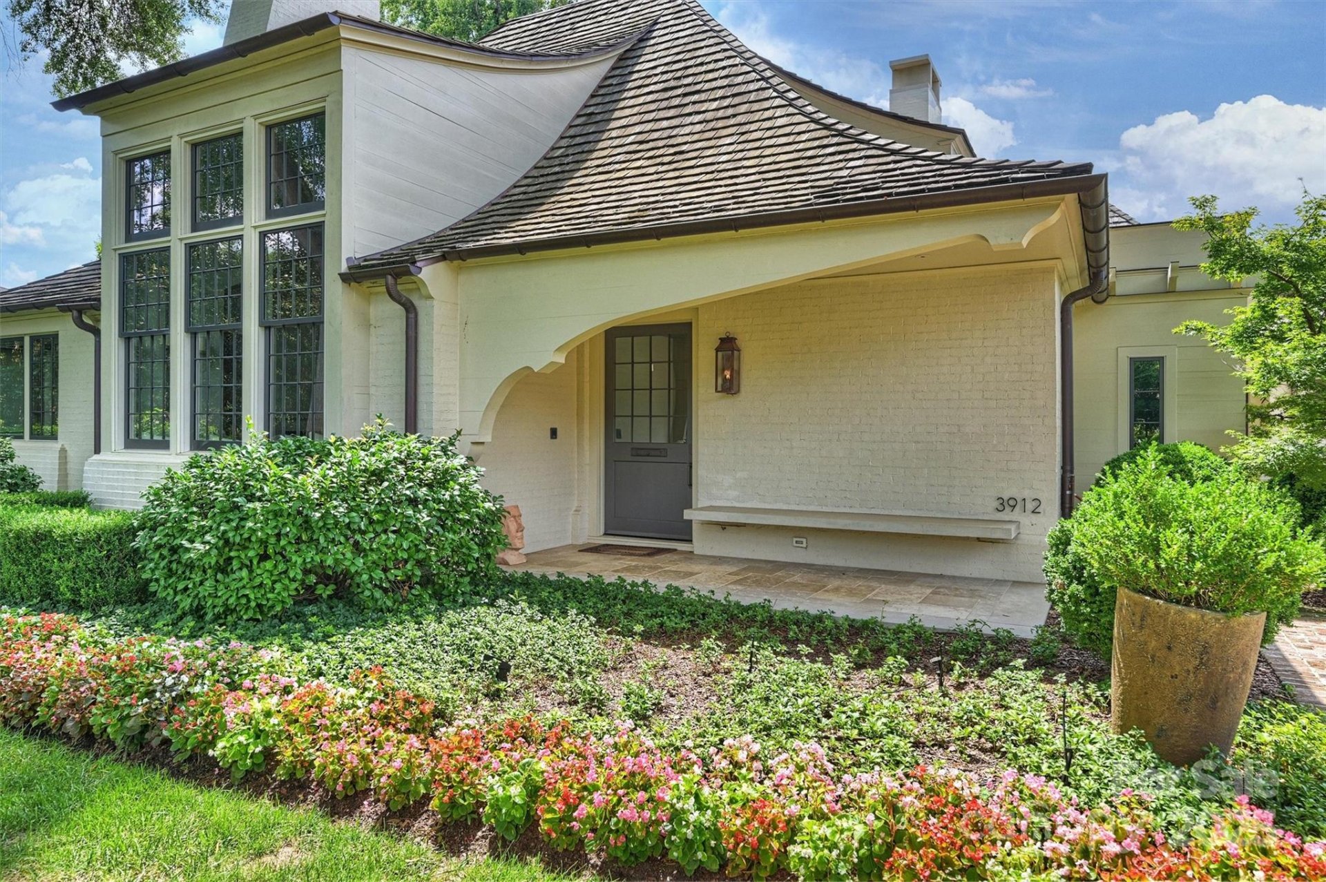Property image 4 at 3912 Beresford Road, Charlotte, NC 28211