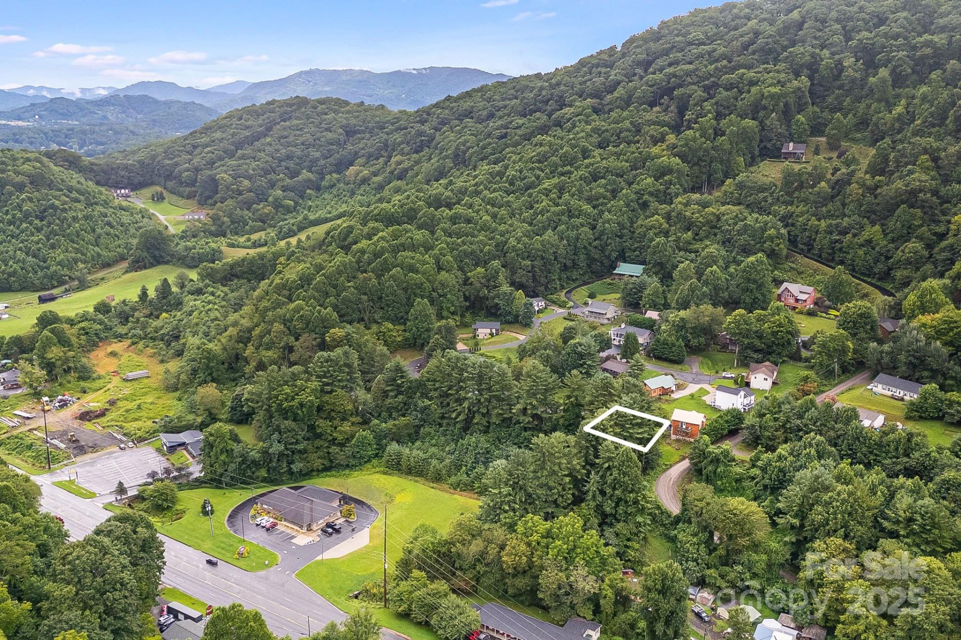 Property image 2 at 9999 Whippoorwill Way, Waynesville, NC 28786