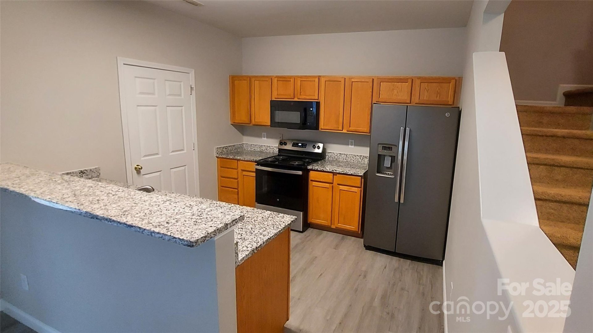 Property image 5 at 2184 Winthrop Chase Drive, Charlotte, NC 28212