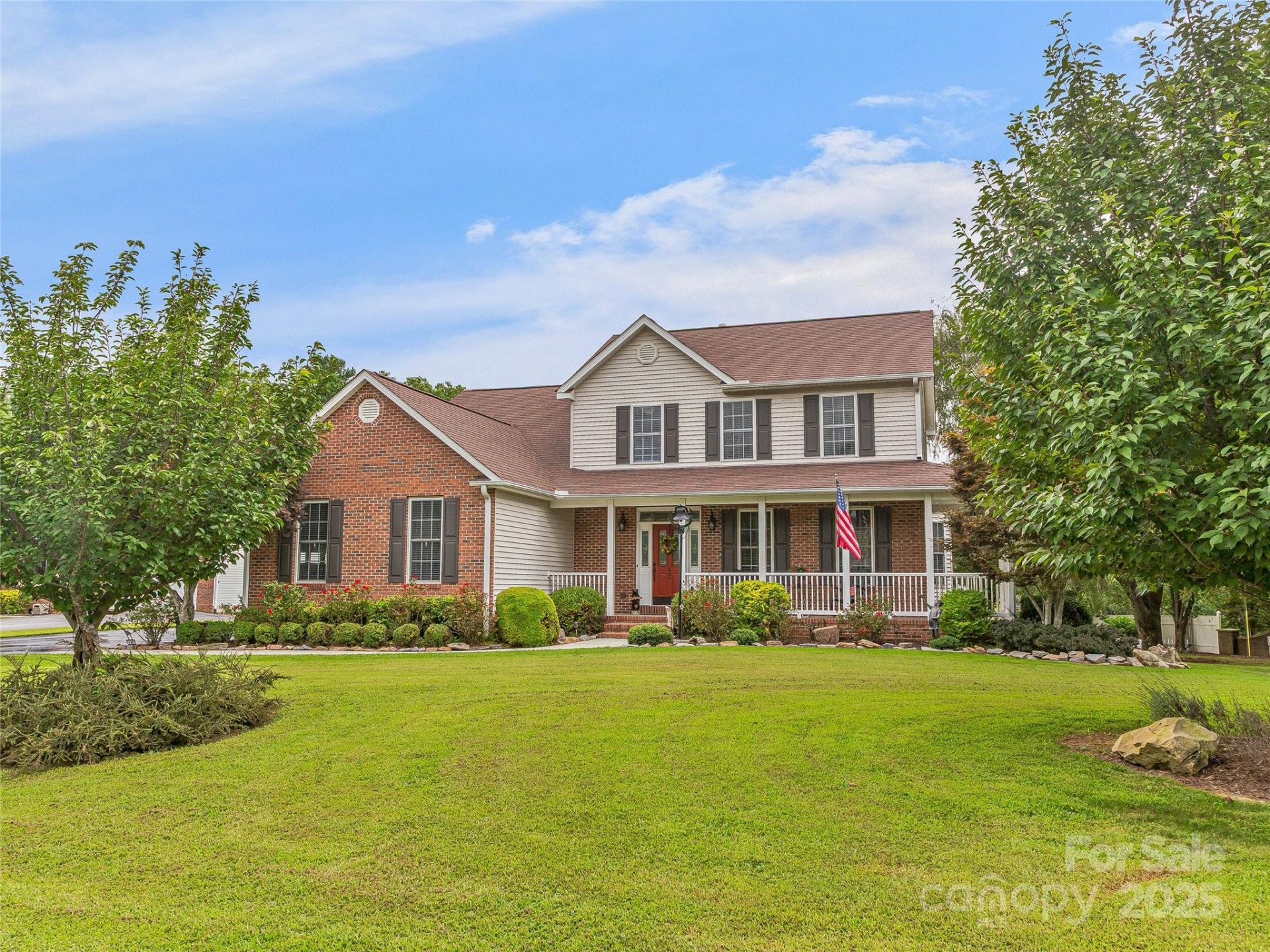 Classic Oaks, Hendersonville Community