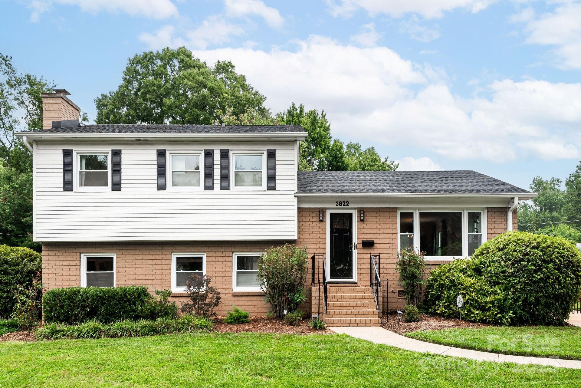 Darby Acres, Charlotte Community