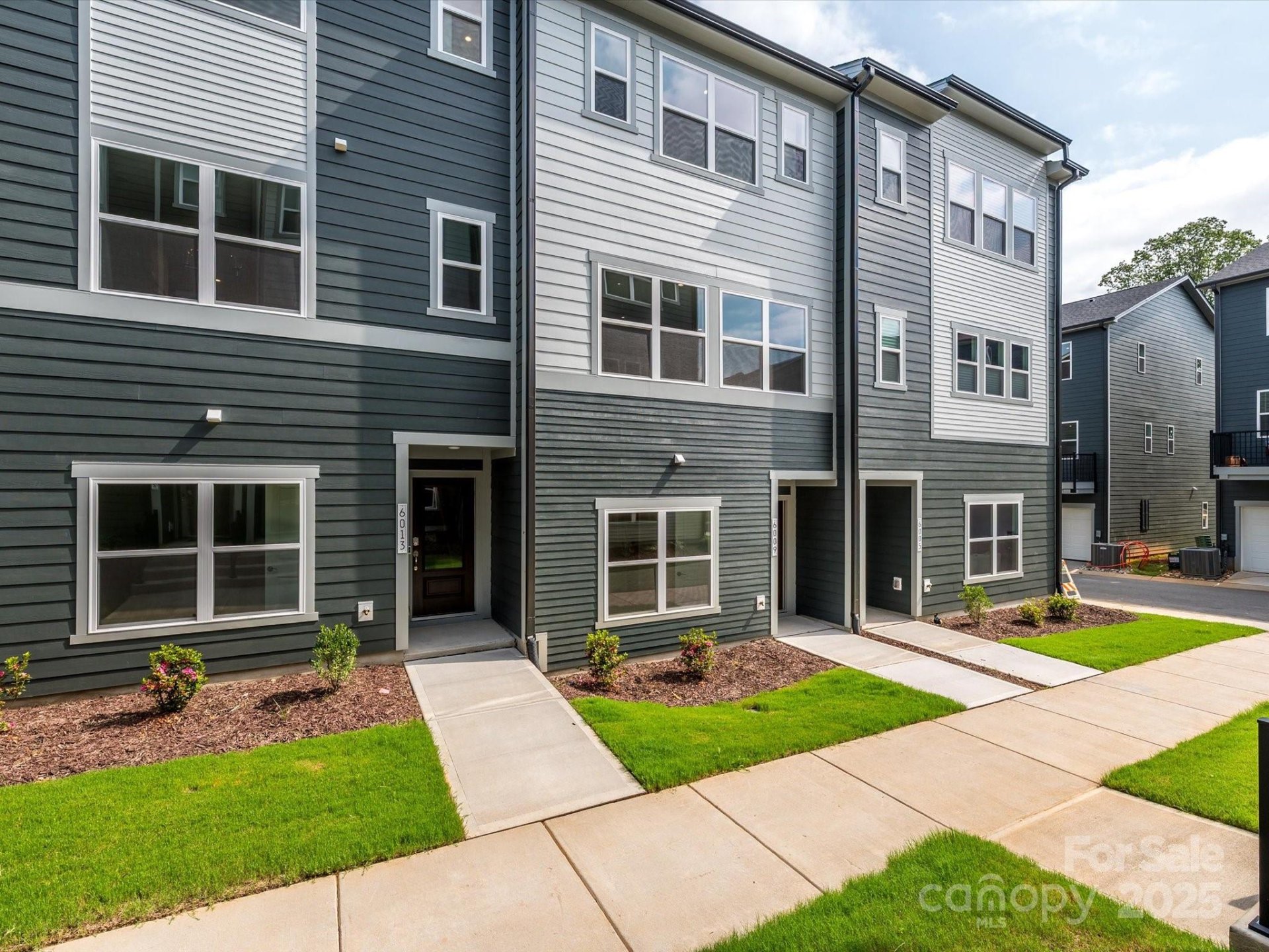 6009 Pivot Court