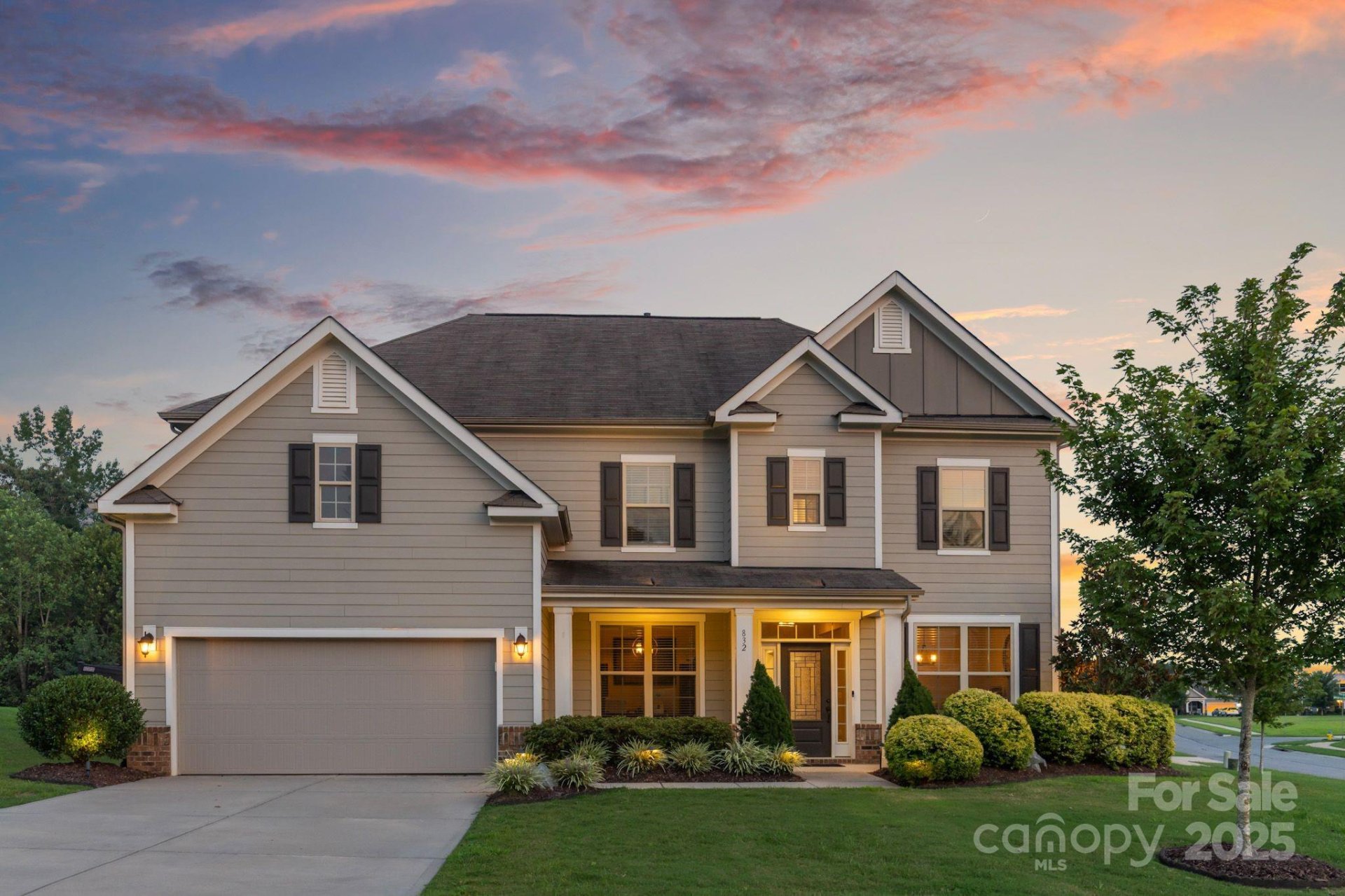 832 Oak Manor Drive