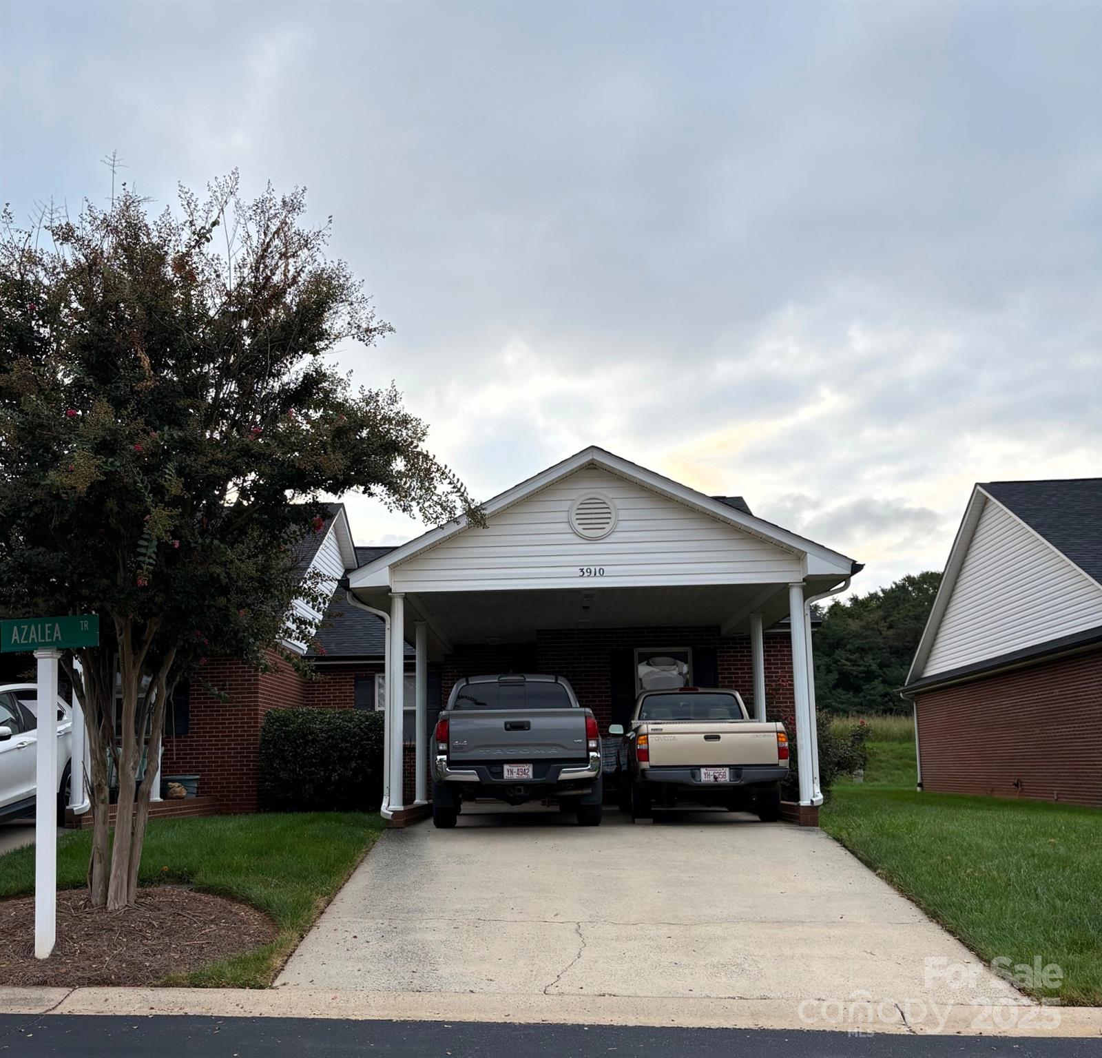 Property image 3 at 3910 Azalea Trail, Denver, NC 28037