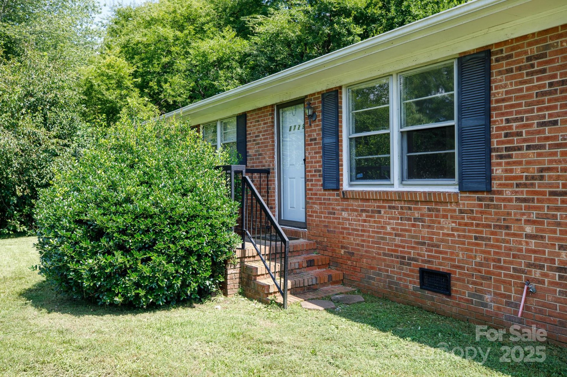 Property image 2 at 1729 Fieldcrest Circle, Rock Hill, SC 29732