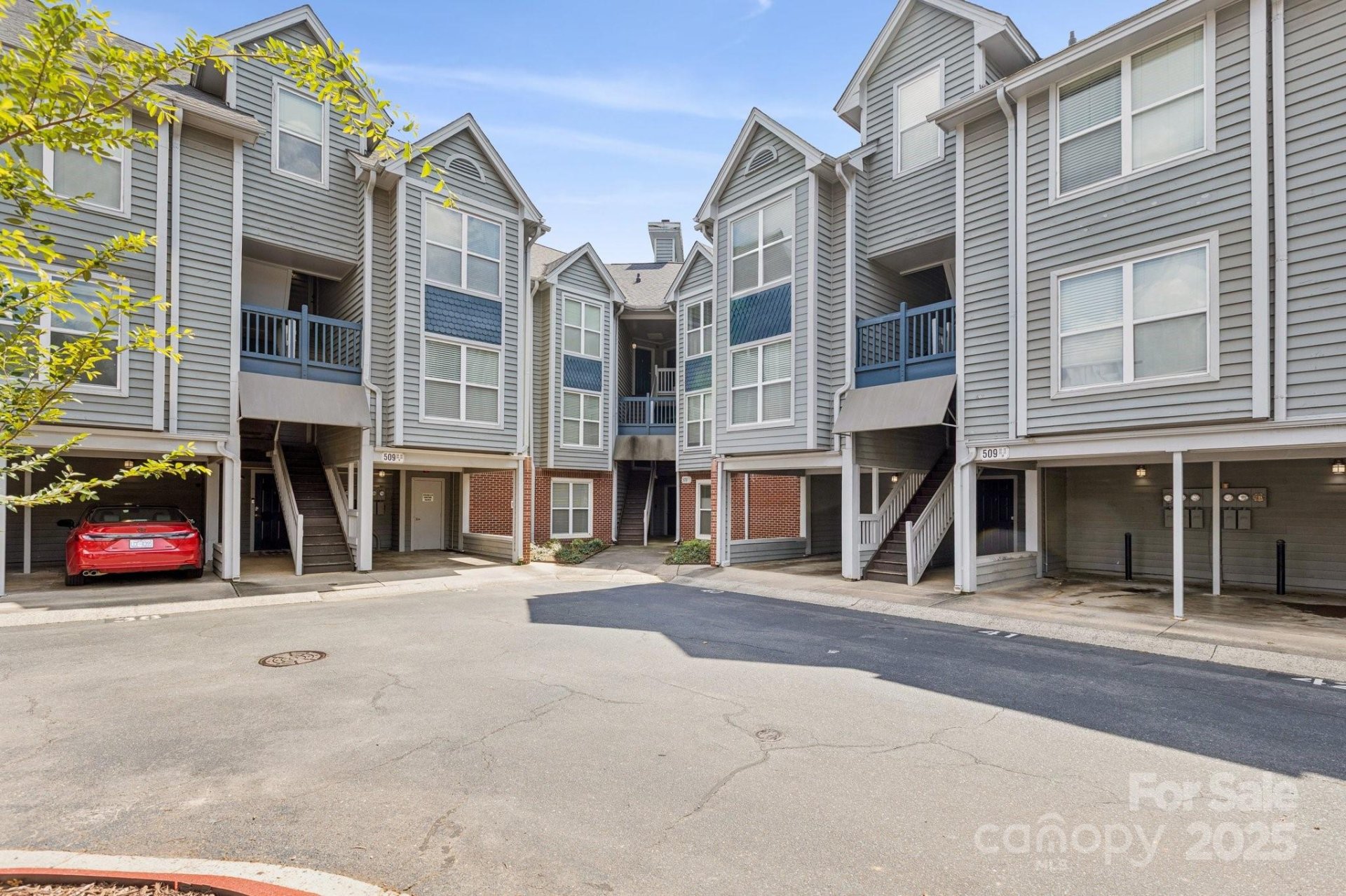 Property image 2 at 509 N Graham Street, Charlotte, NC 28202