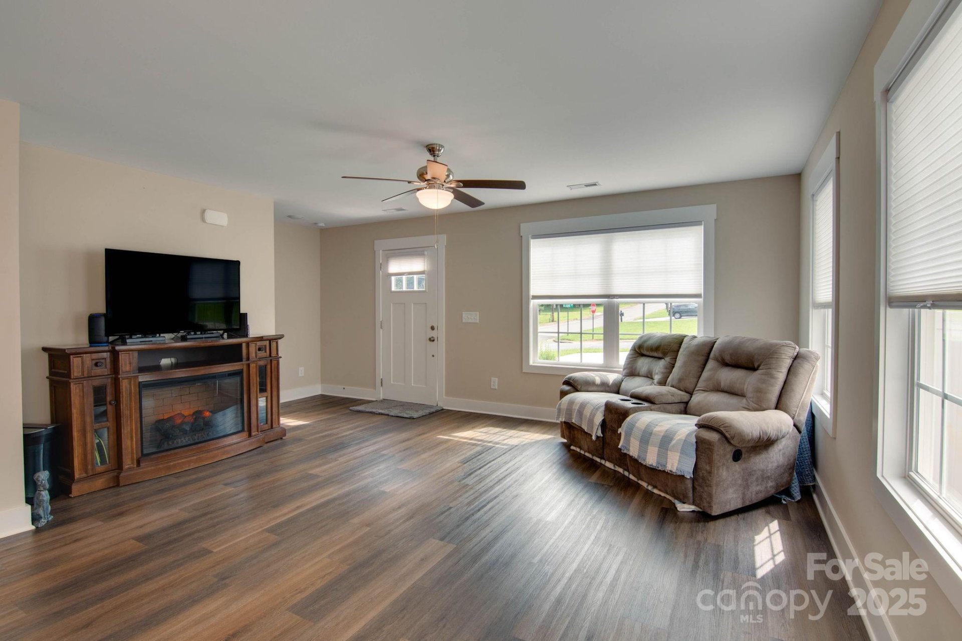 Property image 3 at 2661 N Ashe Avenue, Newton, NC 28658