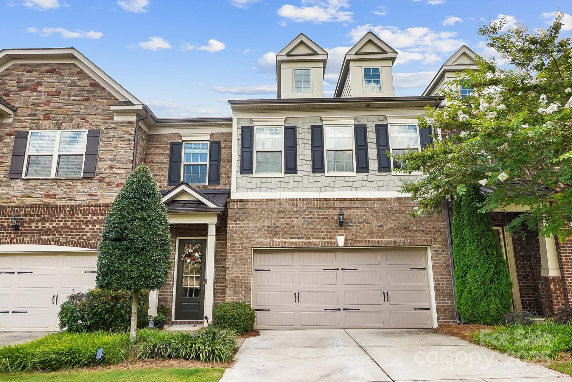 Central Park, Charlotte Community
