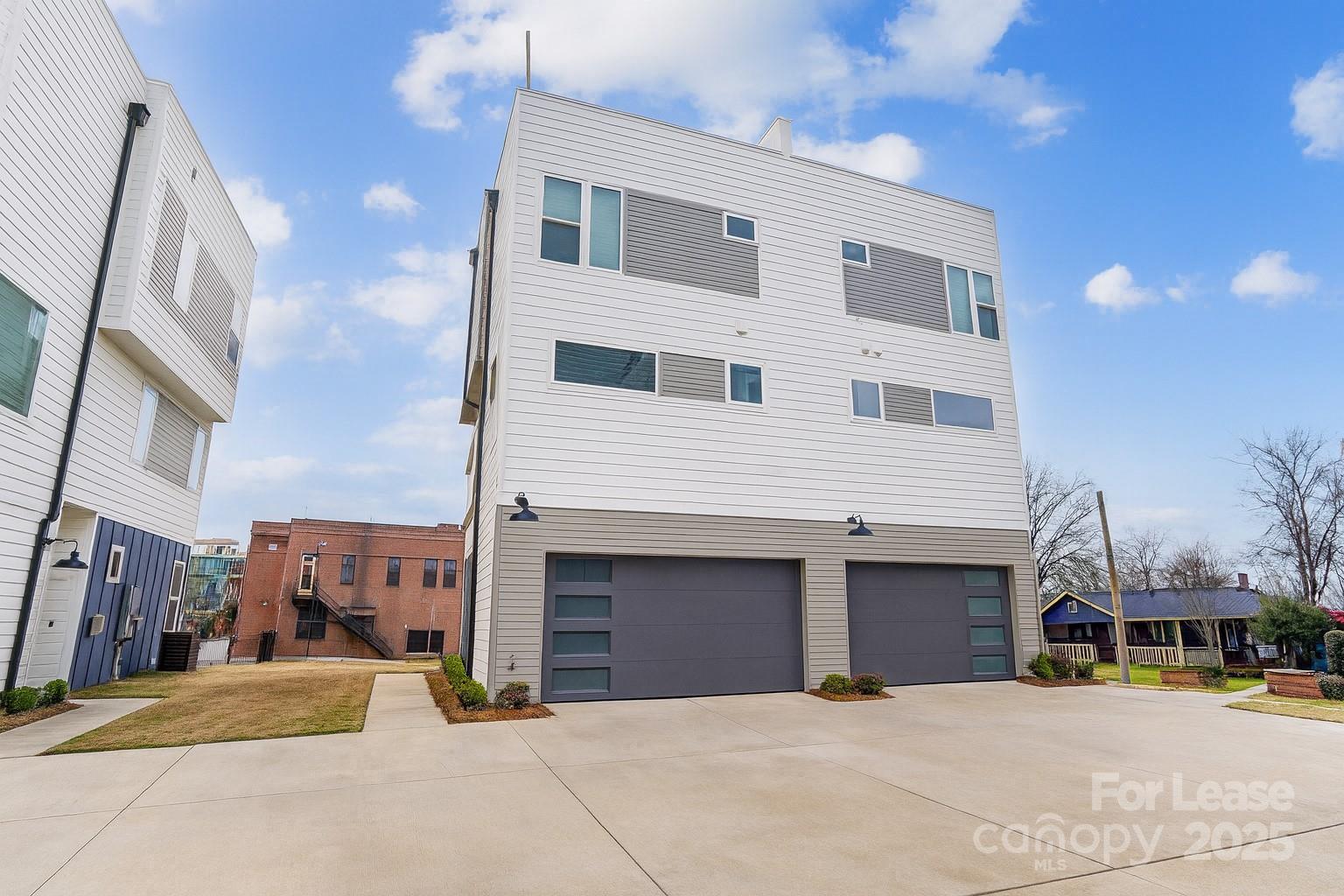 238 Walnut Avenue