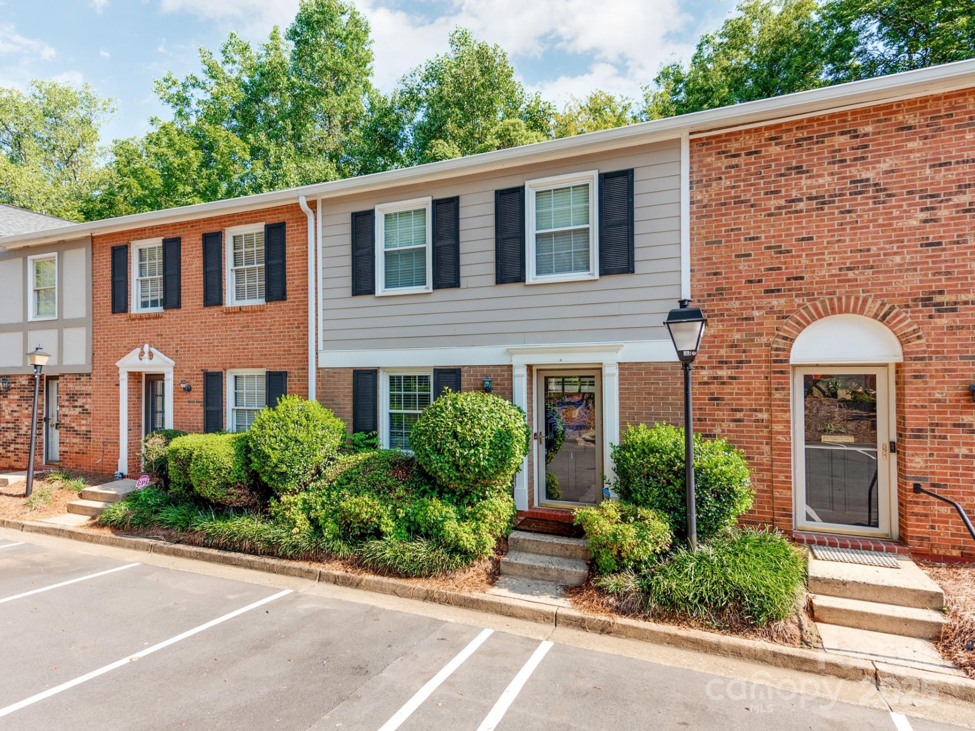 Property image 2 at 4605 Hedgemore Drive, Charlotte, NC 28209