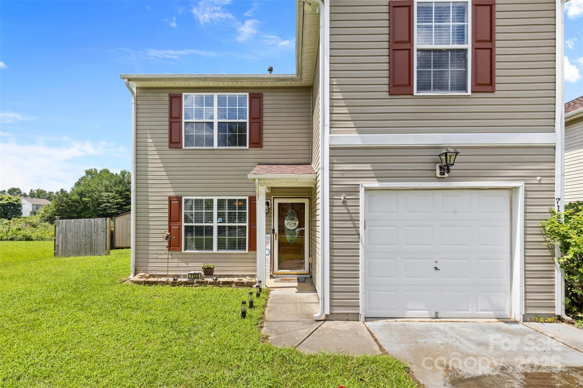 Property image 2 at 7123 Wandering Creek Drive, Charlotte, NC 28216