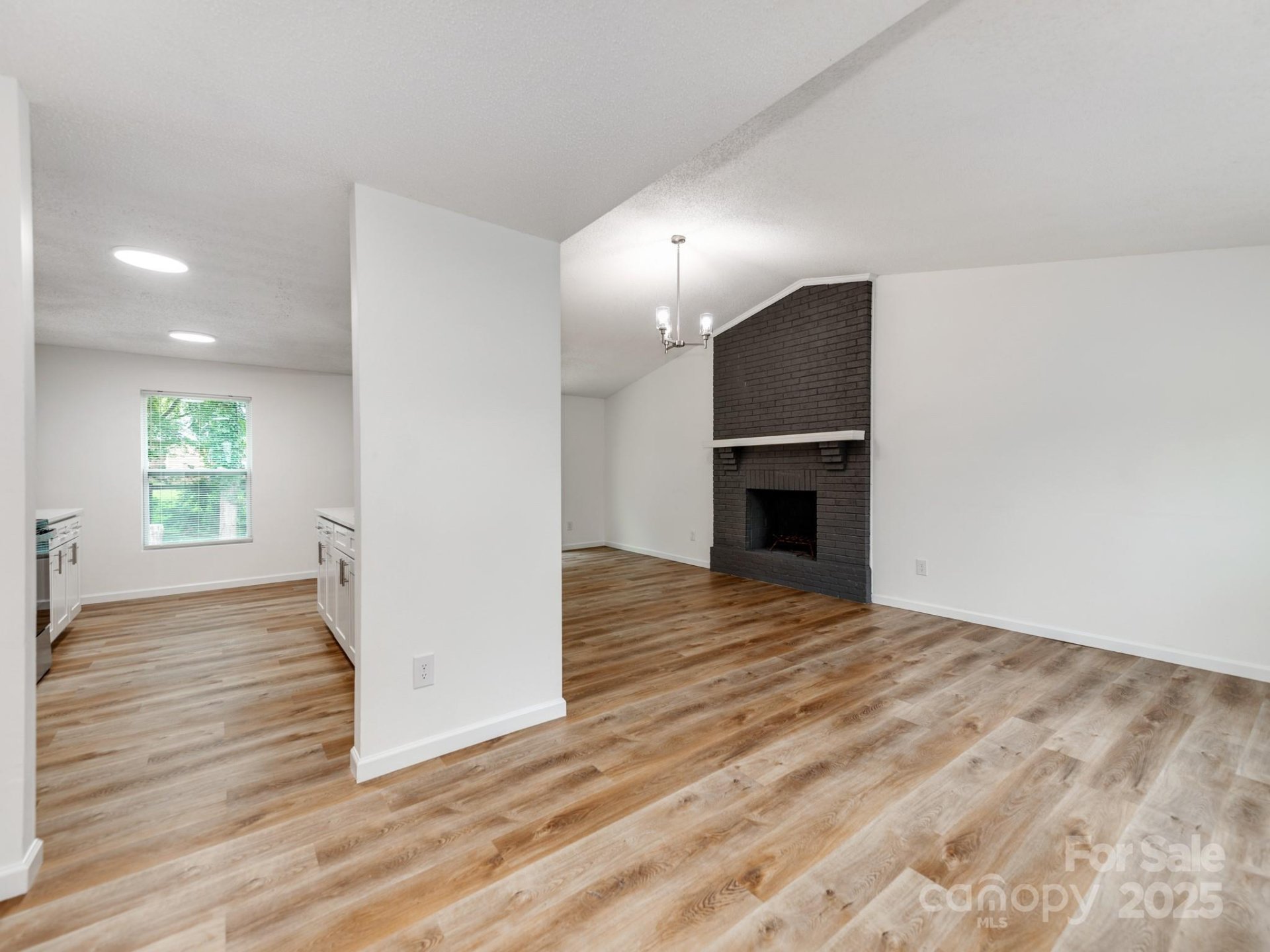 Property image 4 at 712 Vista Grande Circle, Charlotte, NC 28226