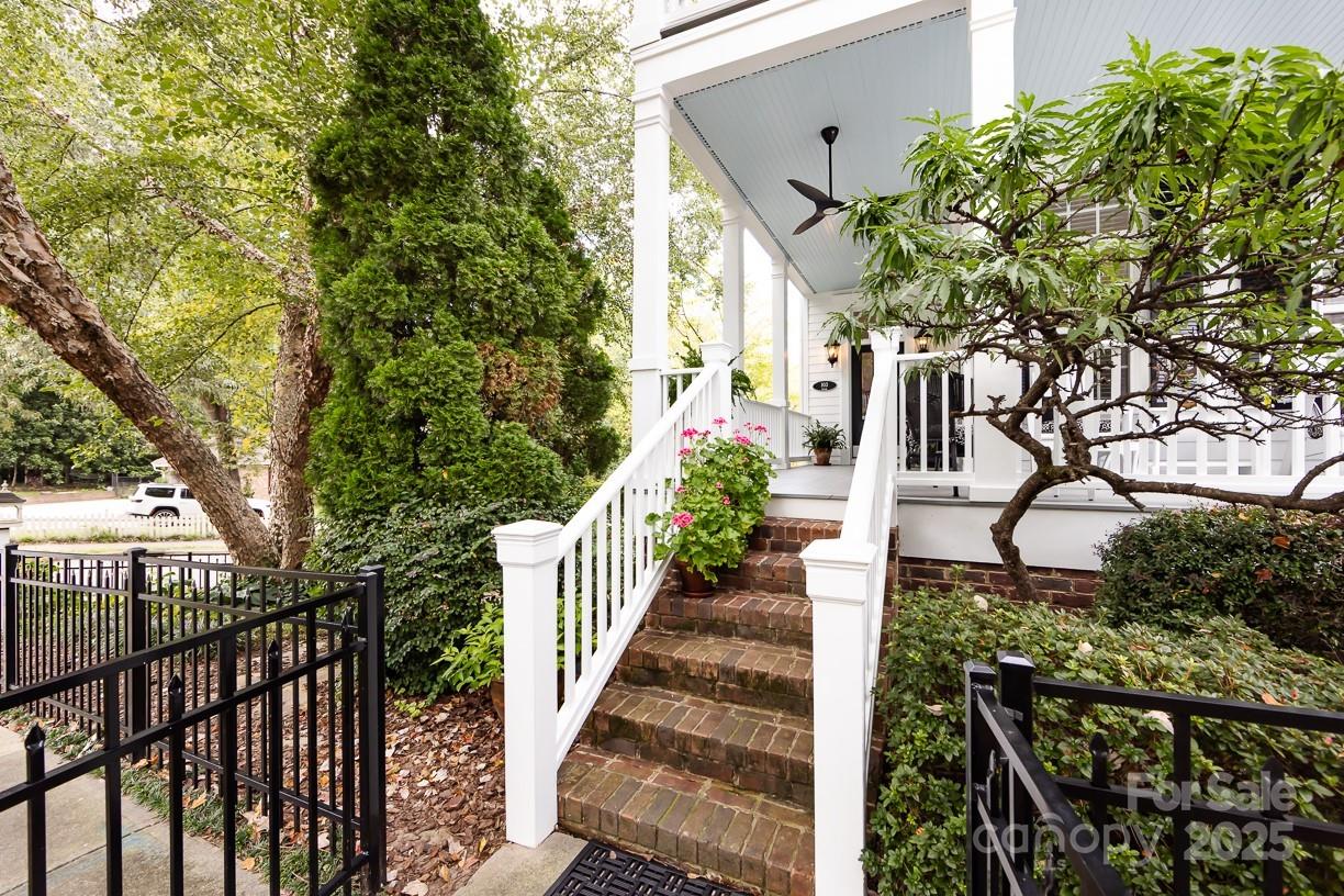 Property image 3 at 103 Caldwell Lane, Davidson, NC 28036