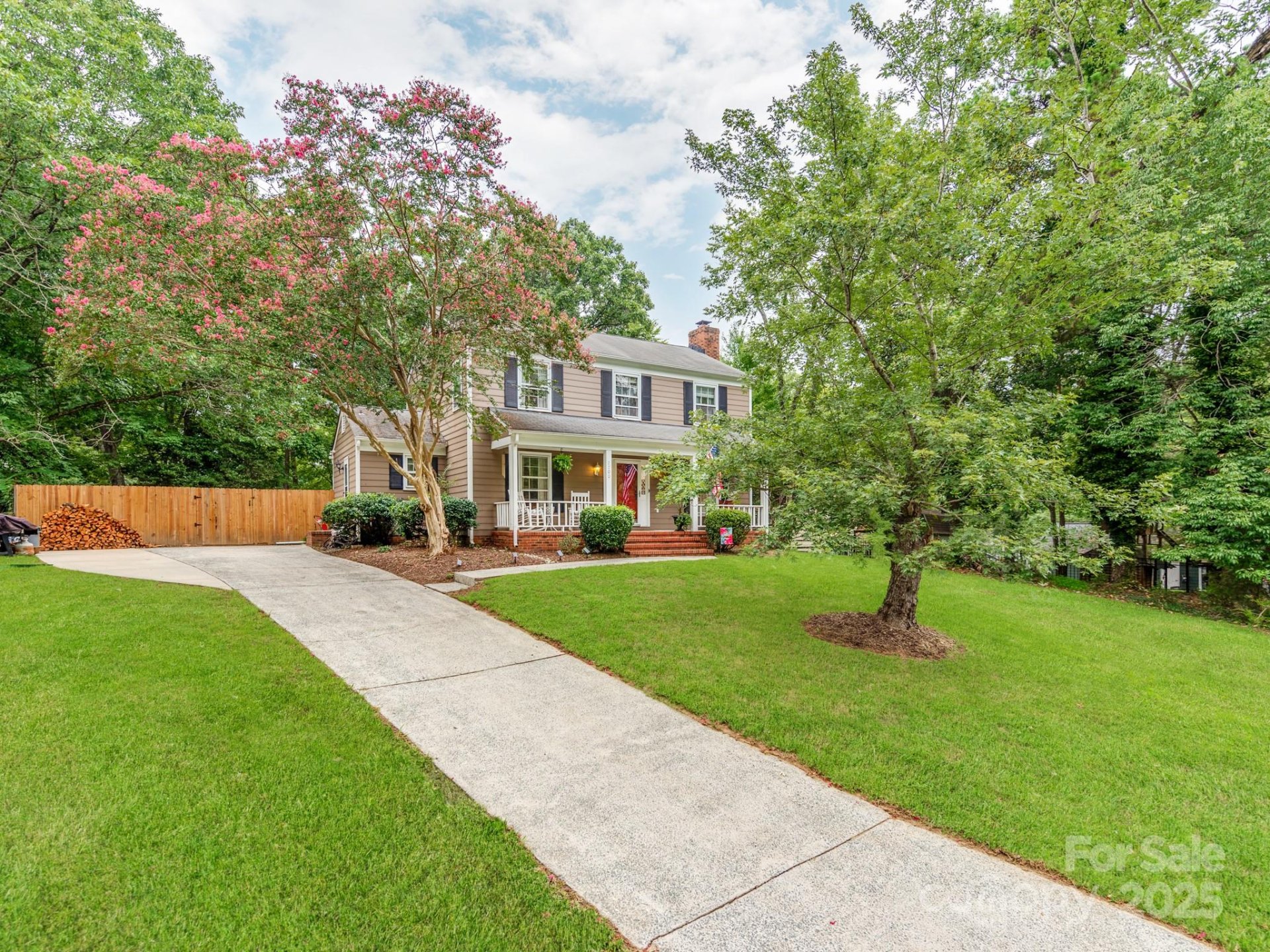 7700 Winterset Drive