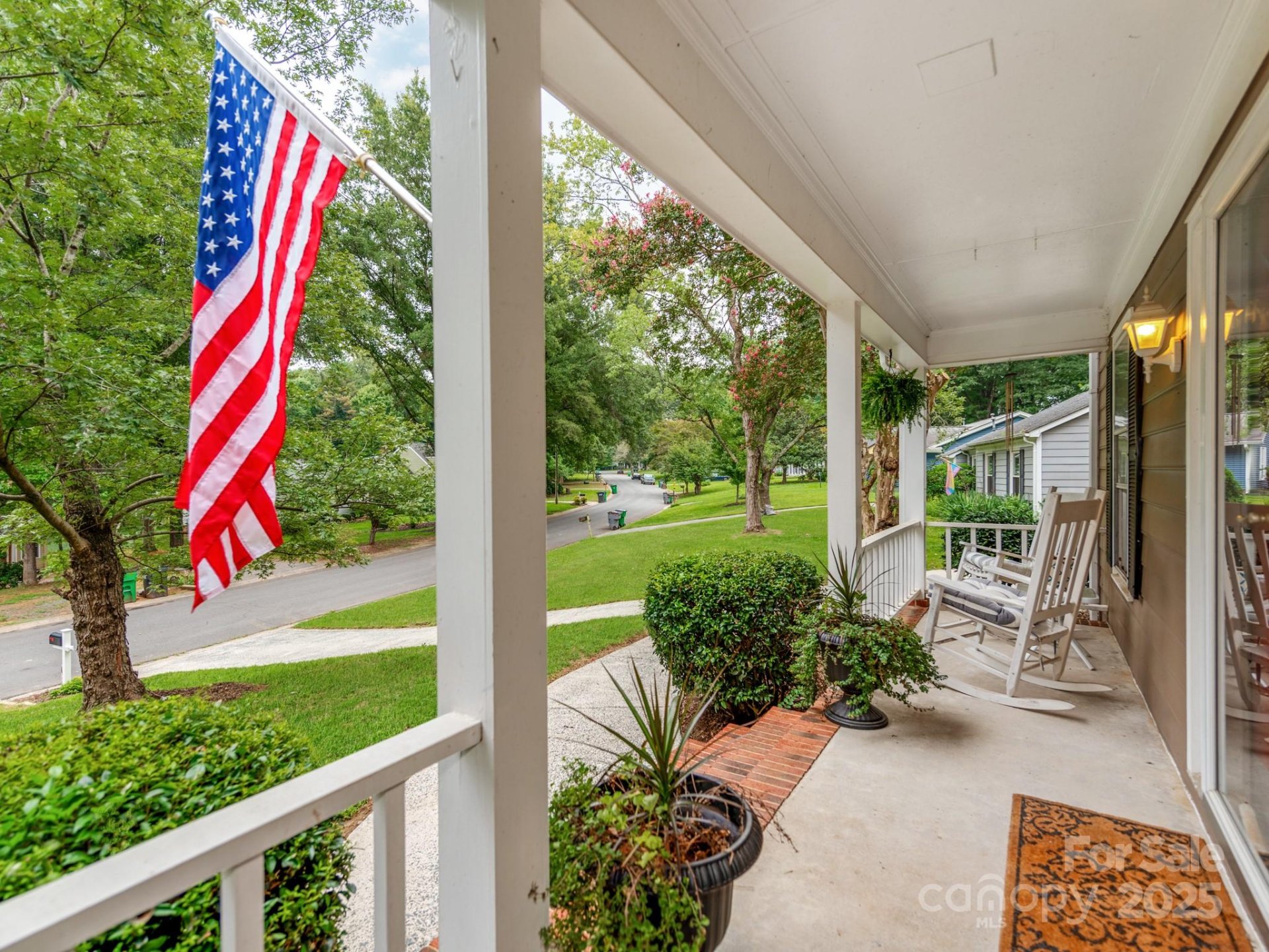 Property image 3 at 7700 Winterset Drive, Charlotte, NC 28270