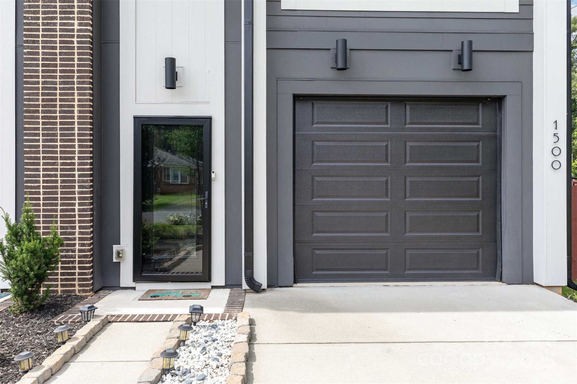 Property image 5 at 1500 Effingham Road, Charlotte, NC 28208