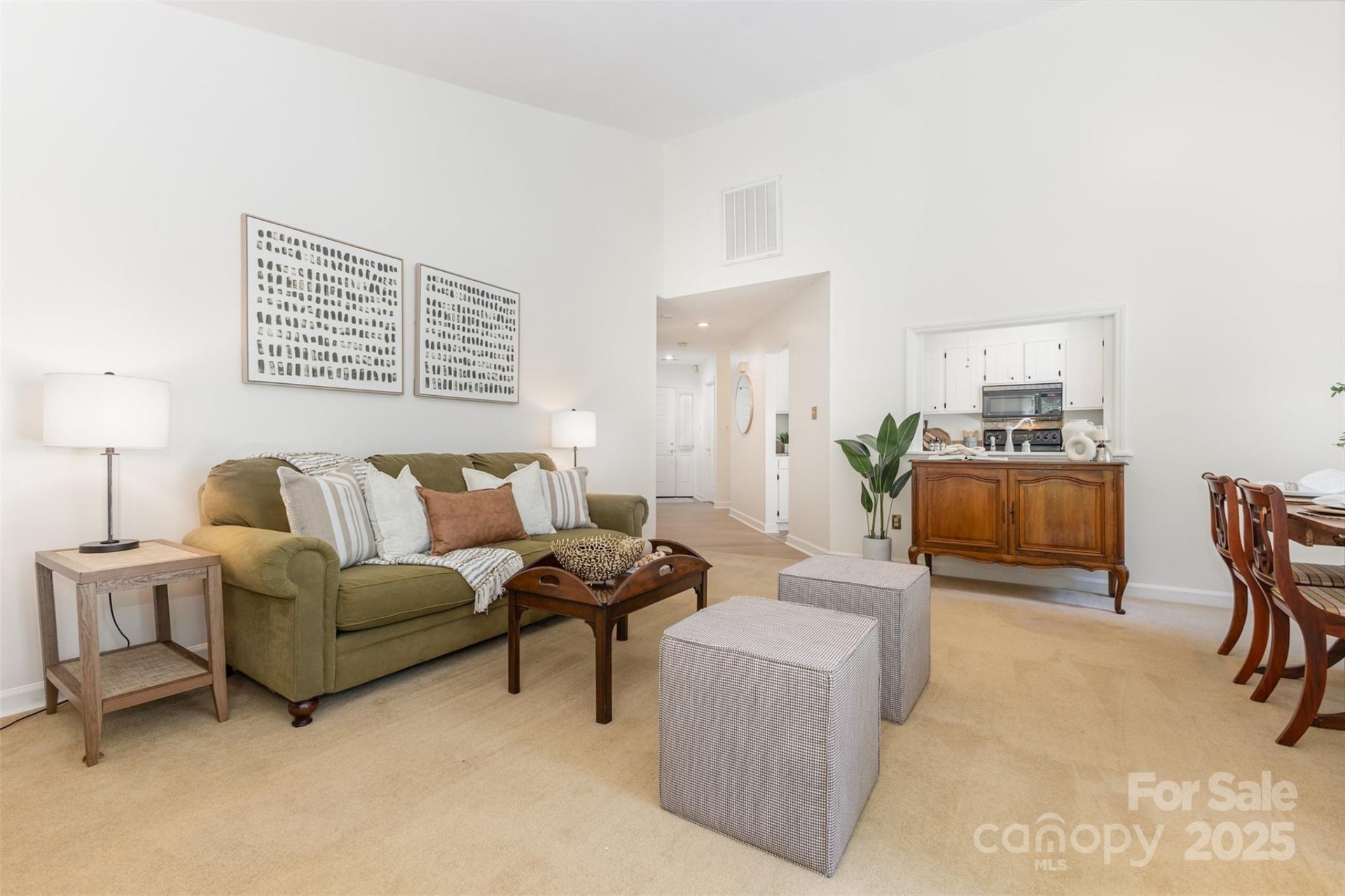 Property image 4 at 2605 Hillmont Drive, Charlotte, NC 28226