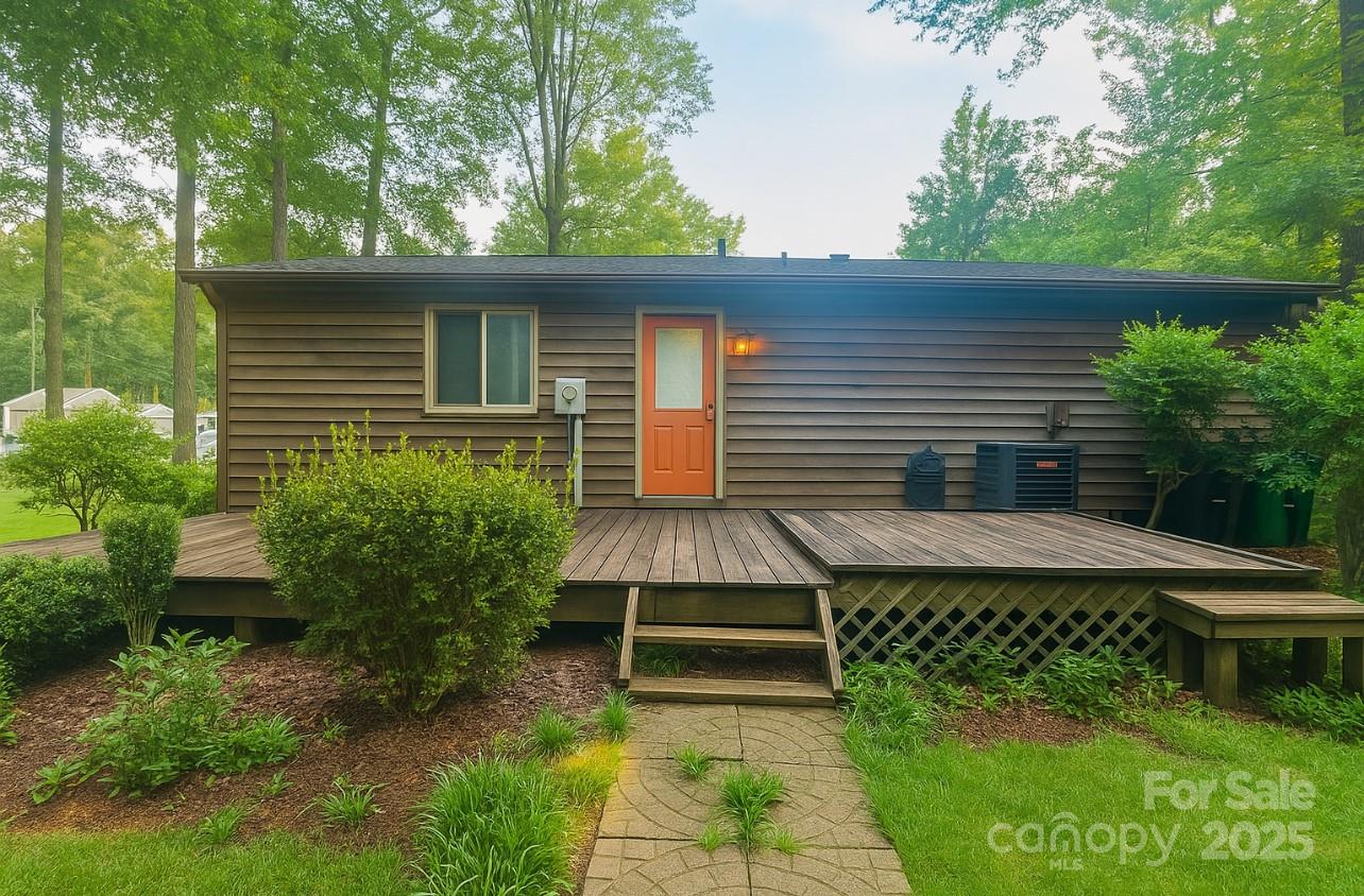Property image 3 at 6206 Fringe Tree Drive, Charlotte, NC 28227