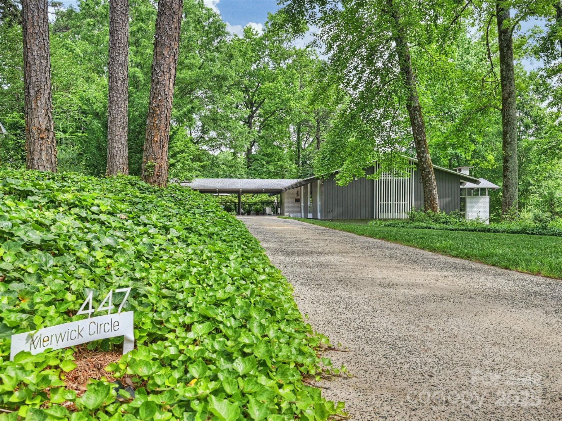 Property image 3 at 447 Merwick Circle, Charlotte, NC 28211