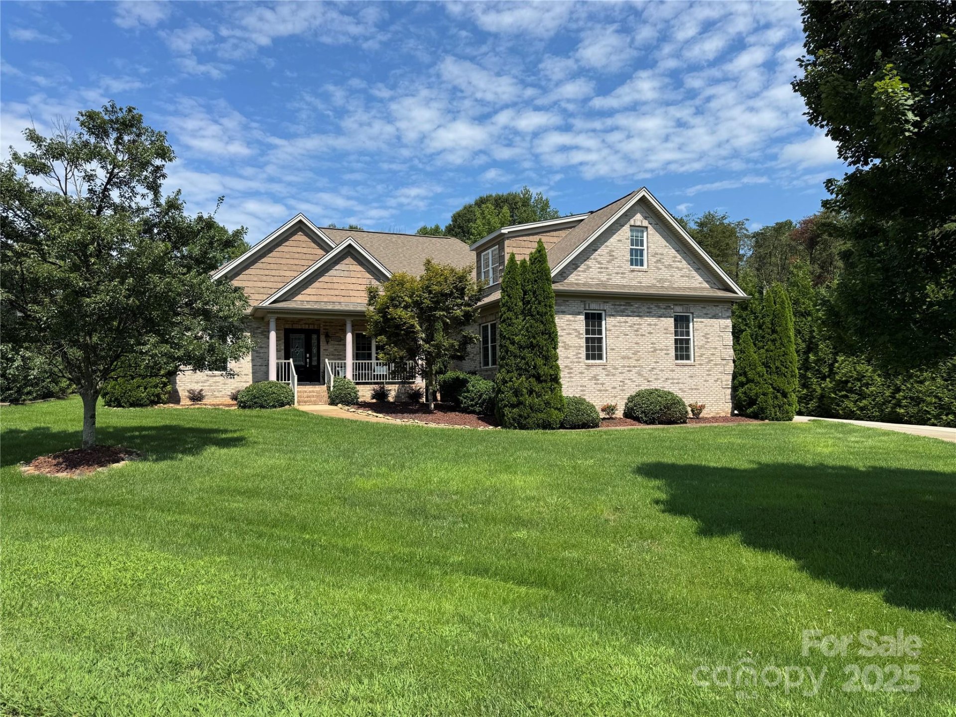 Property image 2 at 3331 Cayton Drive, Maiden, NC 28650