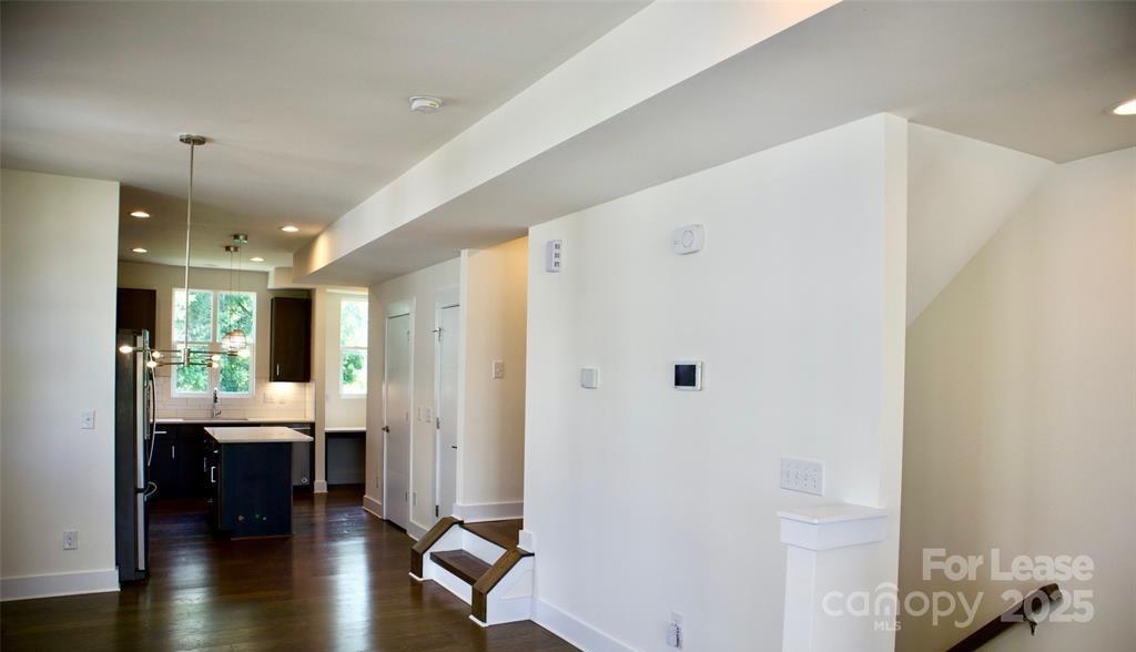 Property image 3 at 139 S Bruns Avenue, Charlotte, NC 28208