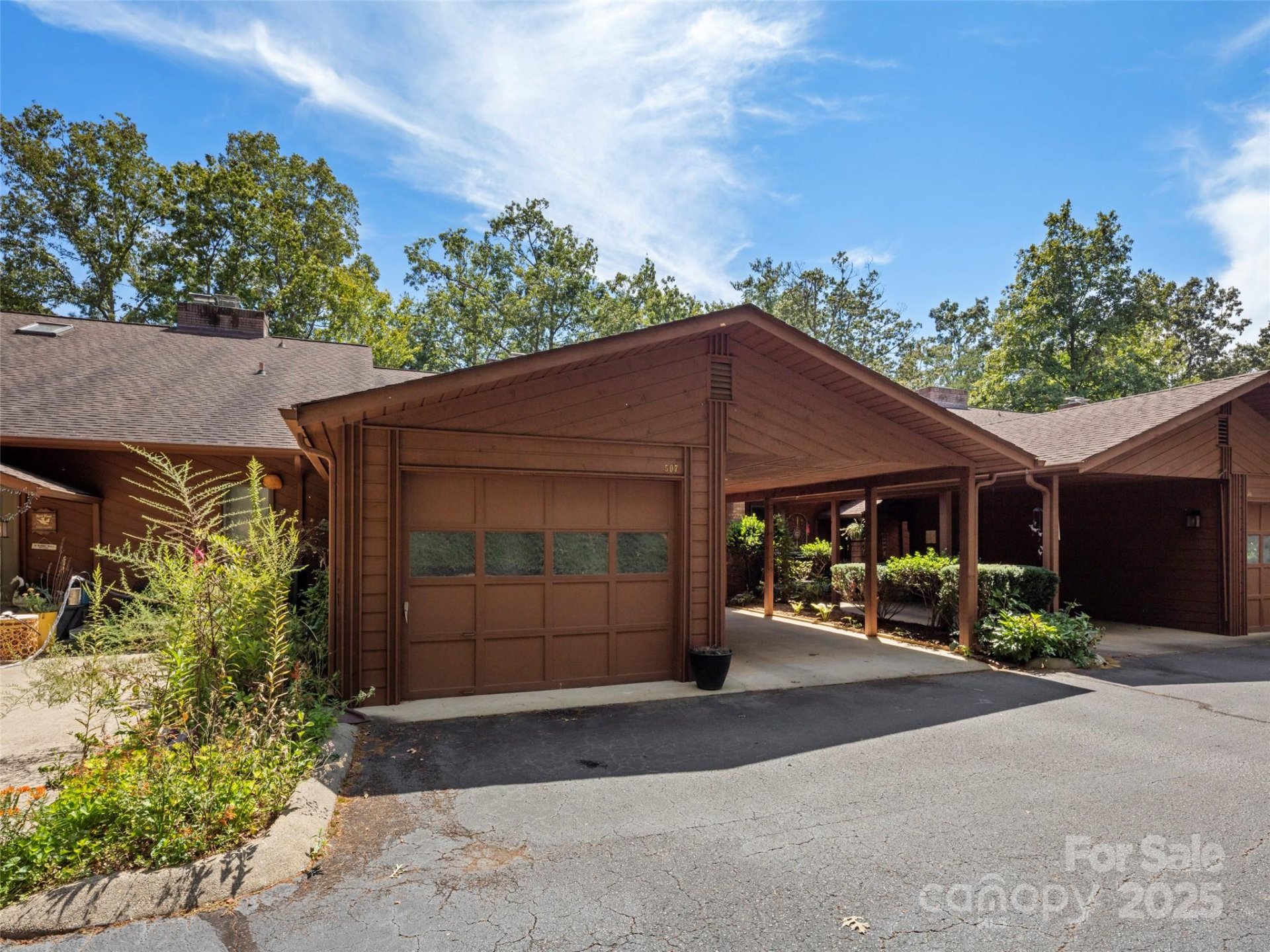 Property image 2 at 507 Woodfield Drive, Asheville, NC 28803