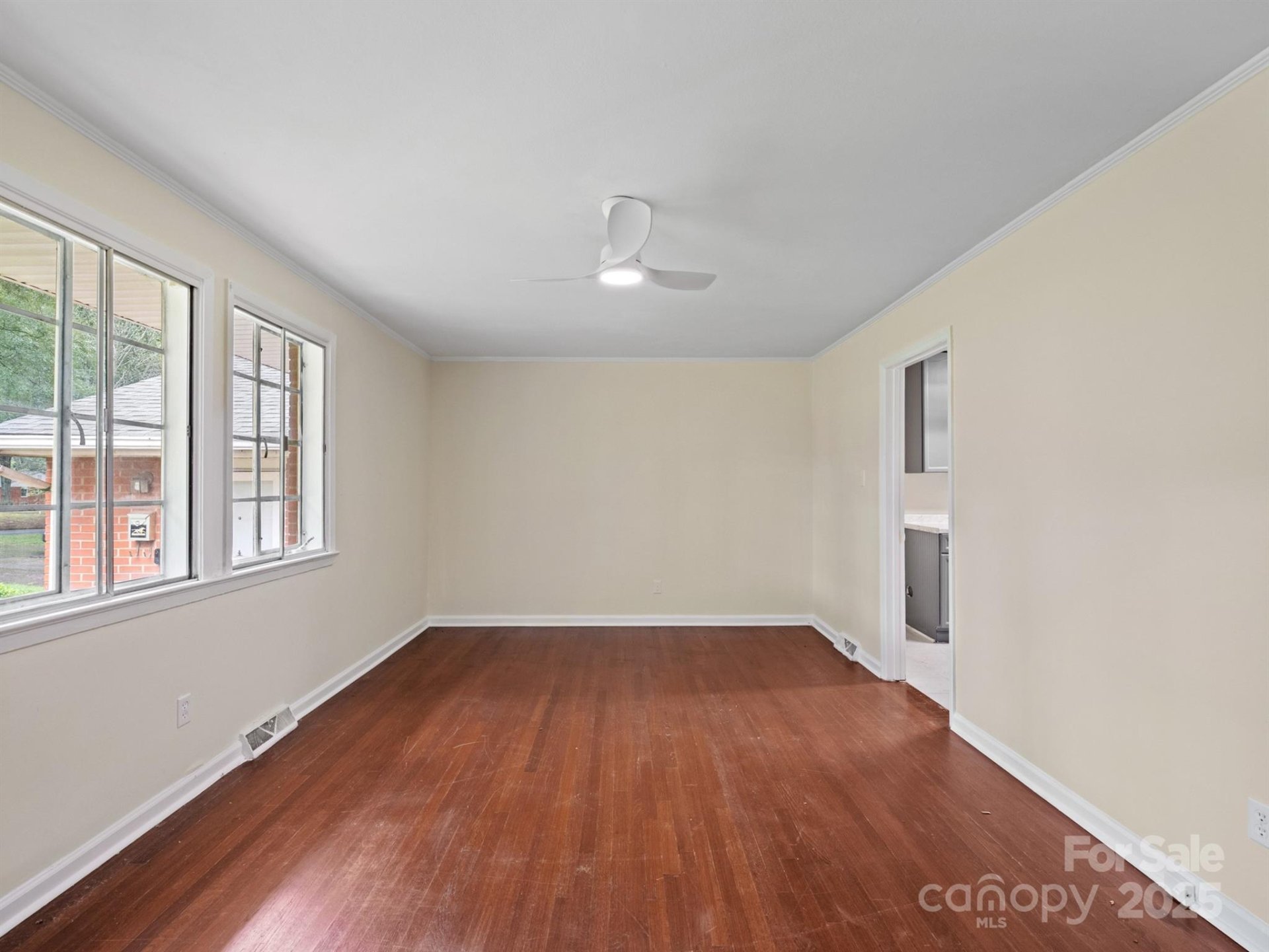Property image 5 at 3122 Marlborough Road, Charlotte, NC 28208