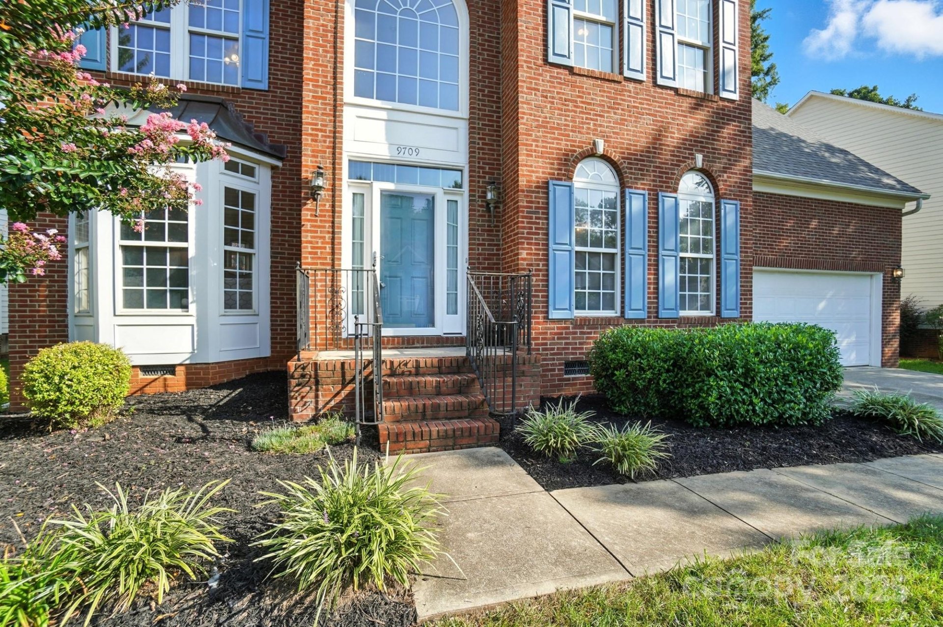 Property image 2 at 9709 Mitchell Glen Drive, Charlotte, NC 28277