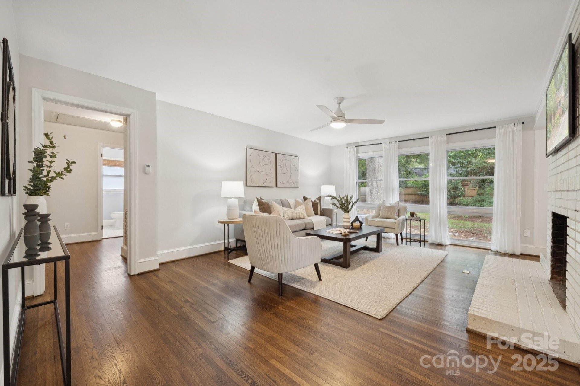 Property image 2 at 1944 Sandhurst Drive, Charlotte, NC 28205