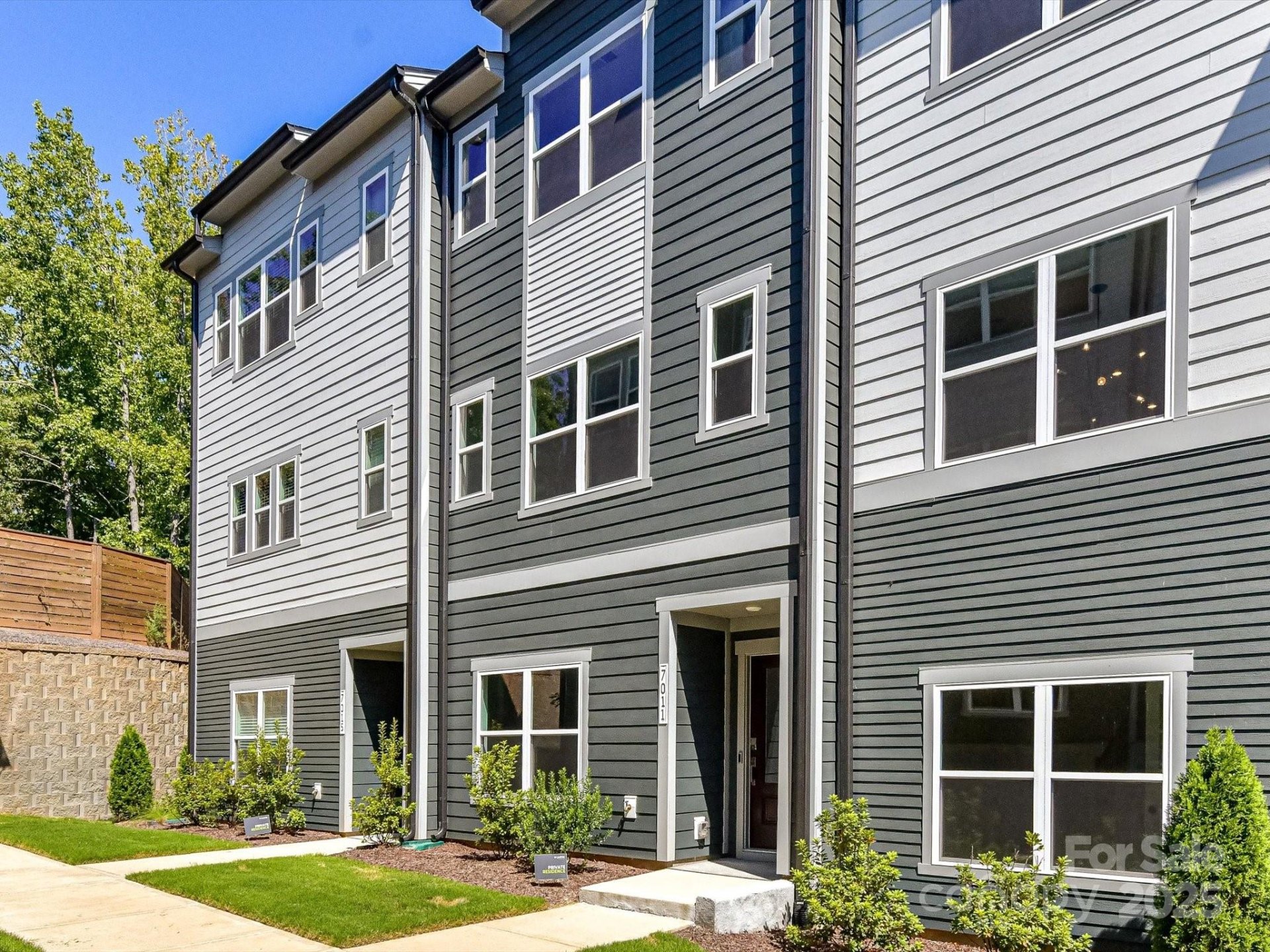 Property image 2 at 7011 Impulse Court, Charlotte, NC 28205
