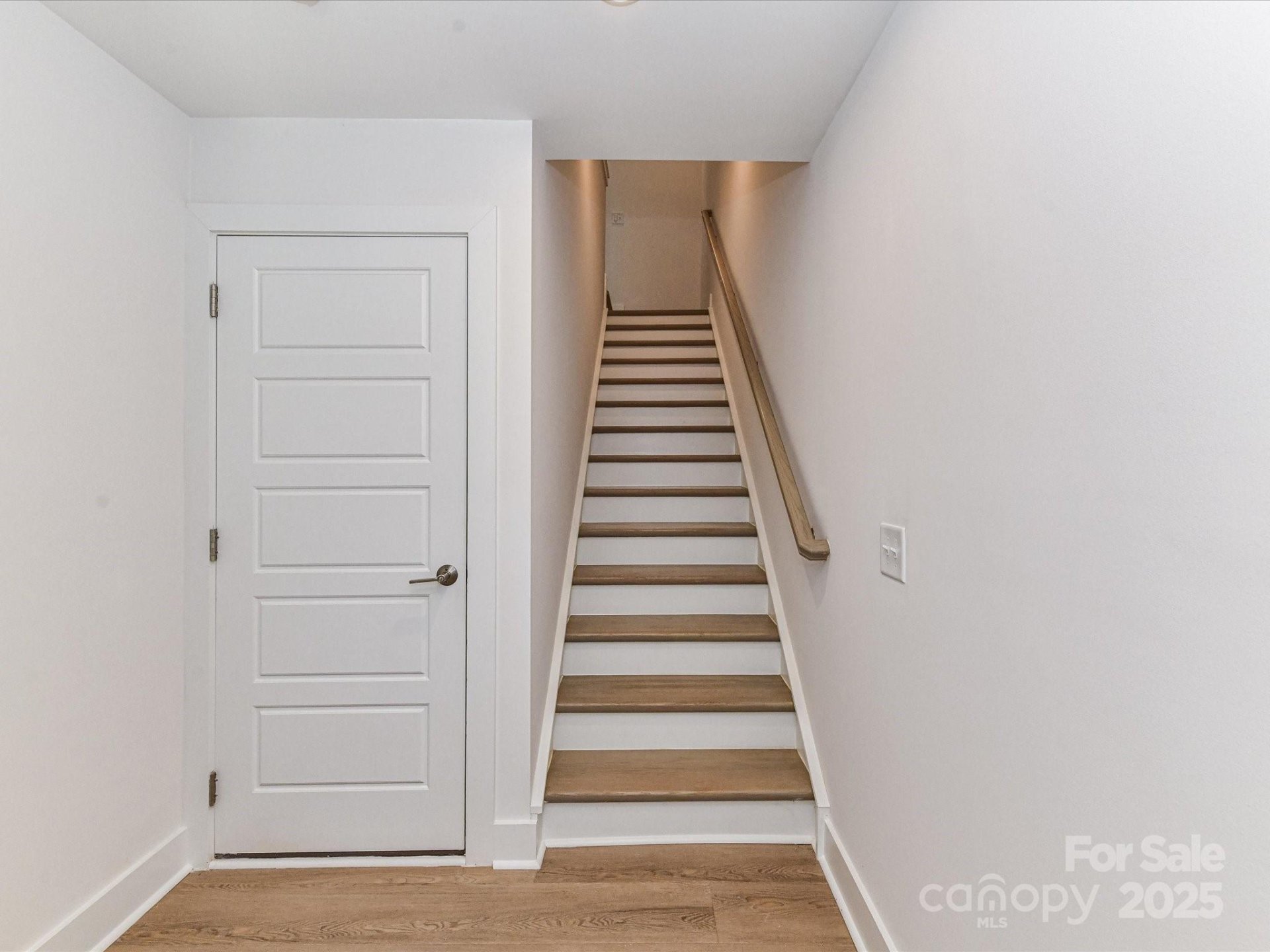 Property image 4 at 7011 Impulse Court, Charlotte, NC 28205