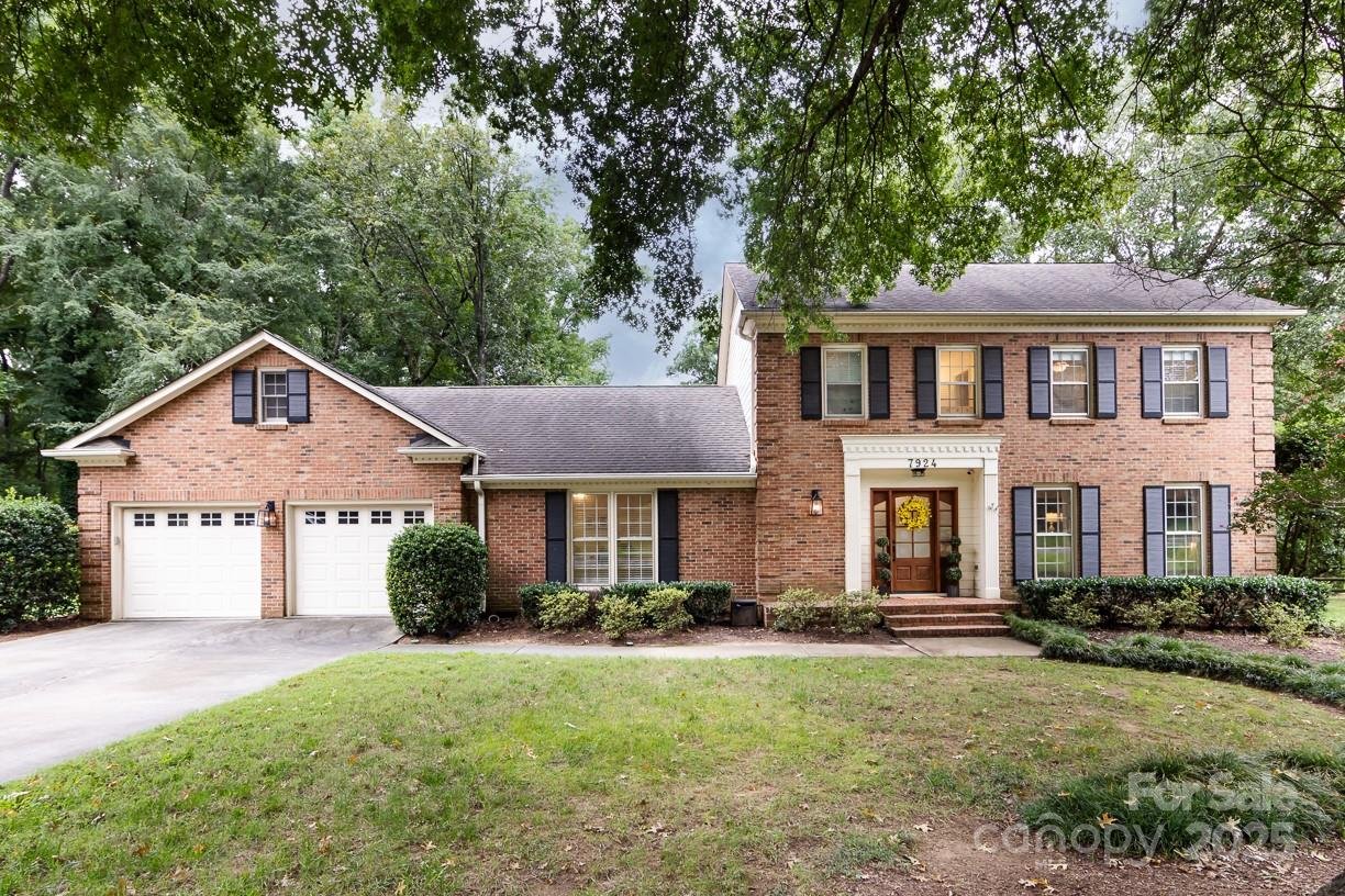 Property image 1 at 7924 Wellston Drive, Charlotte, NC 28210