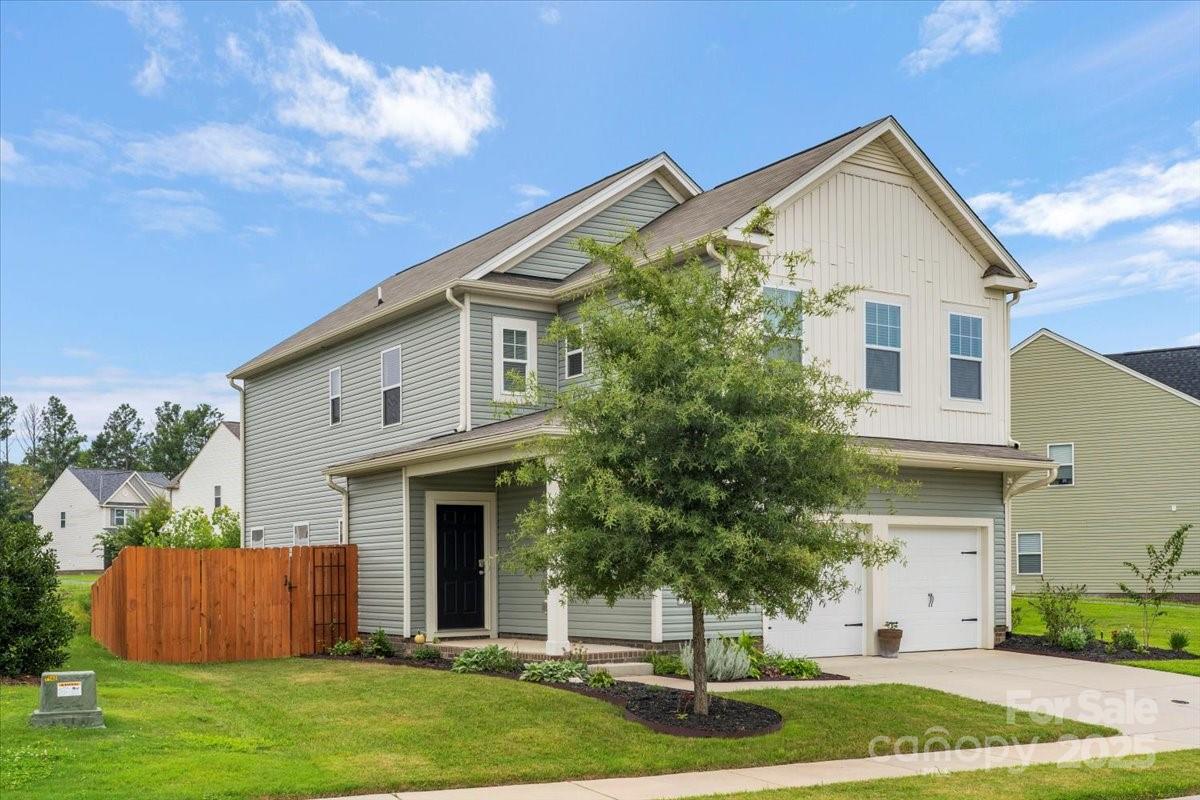 Property image 3 at 879 Von Buren Boulevard, Rock Hill, SC 29730