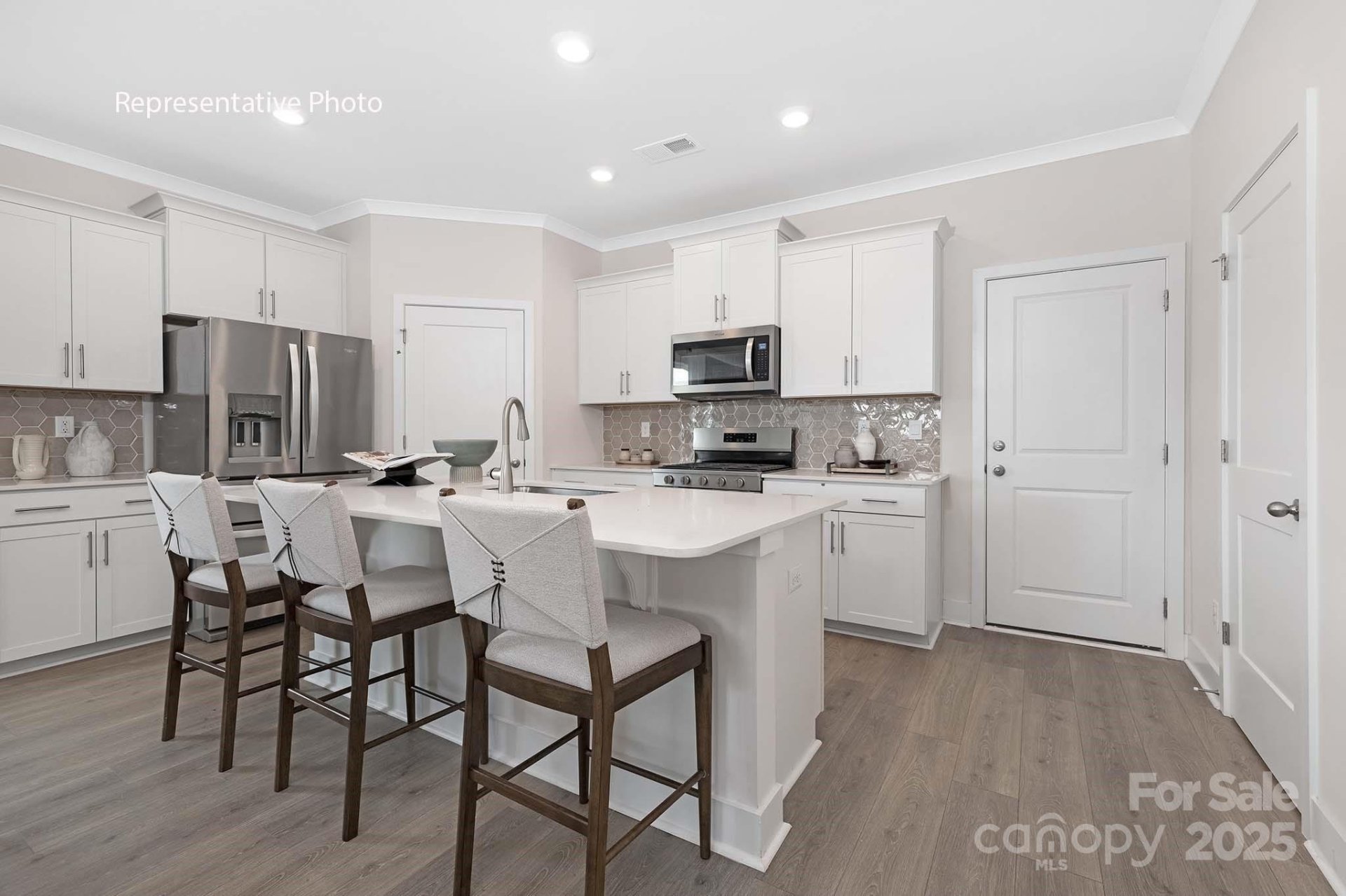 2035 Harlequin Drive