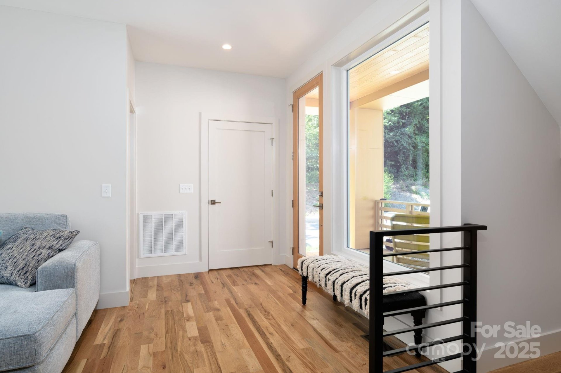 Property image 3 at 5 Orrinel Way, Asheville, NC 28806