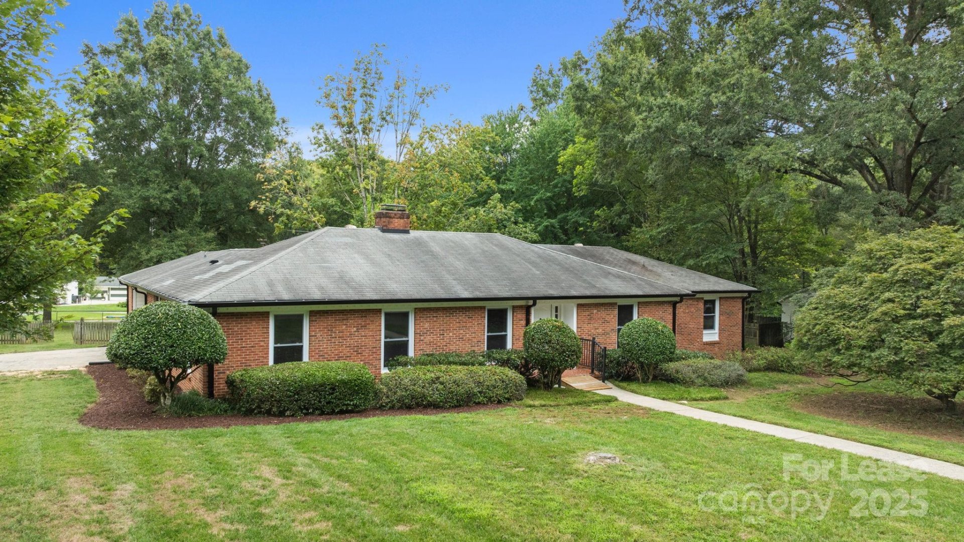 422 Roselawn Place