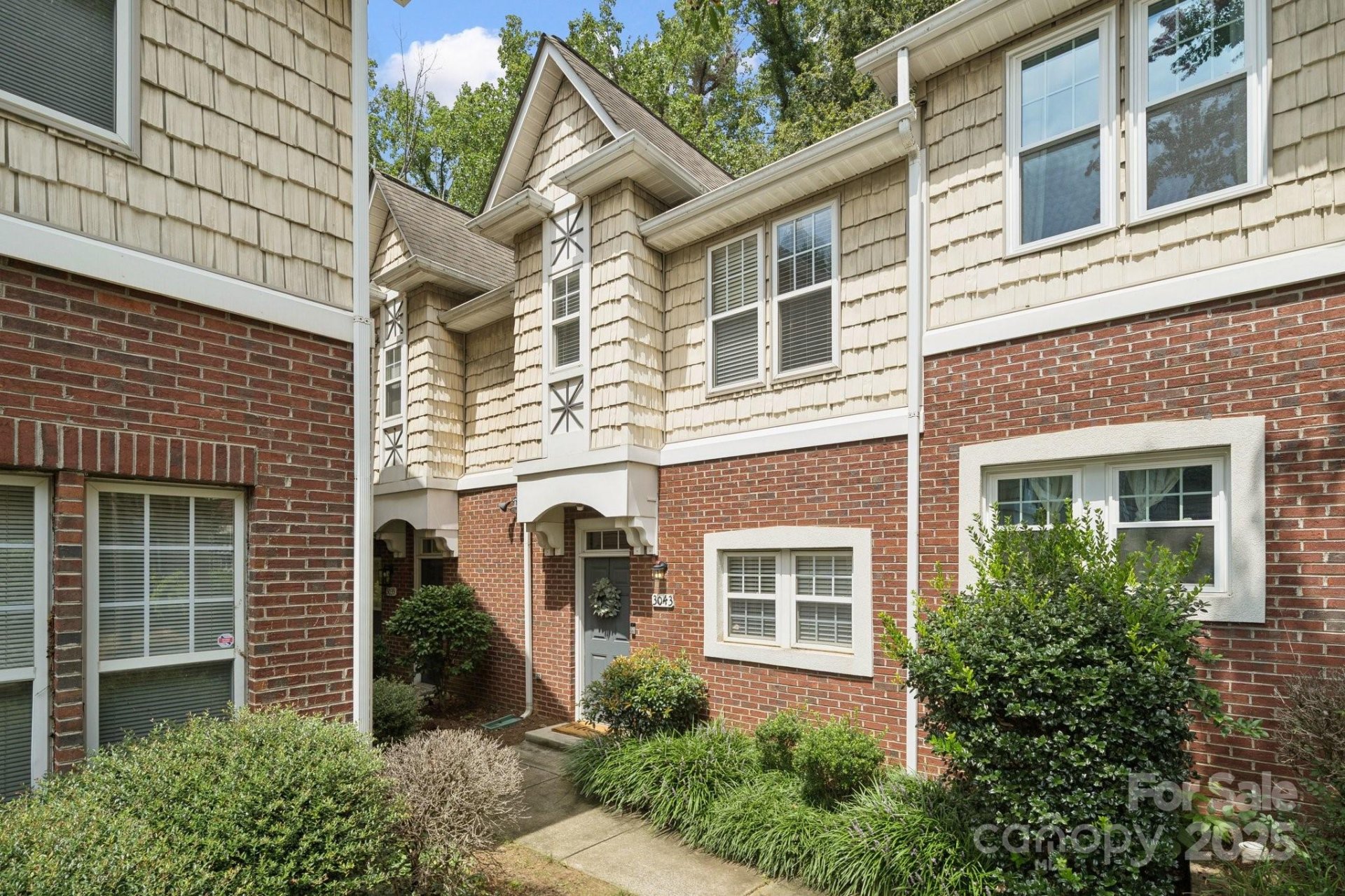 3043 Uxbridge Woods Court