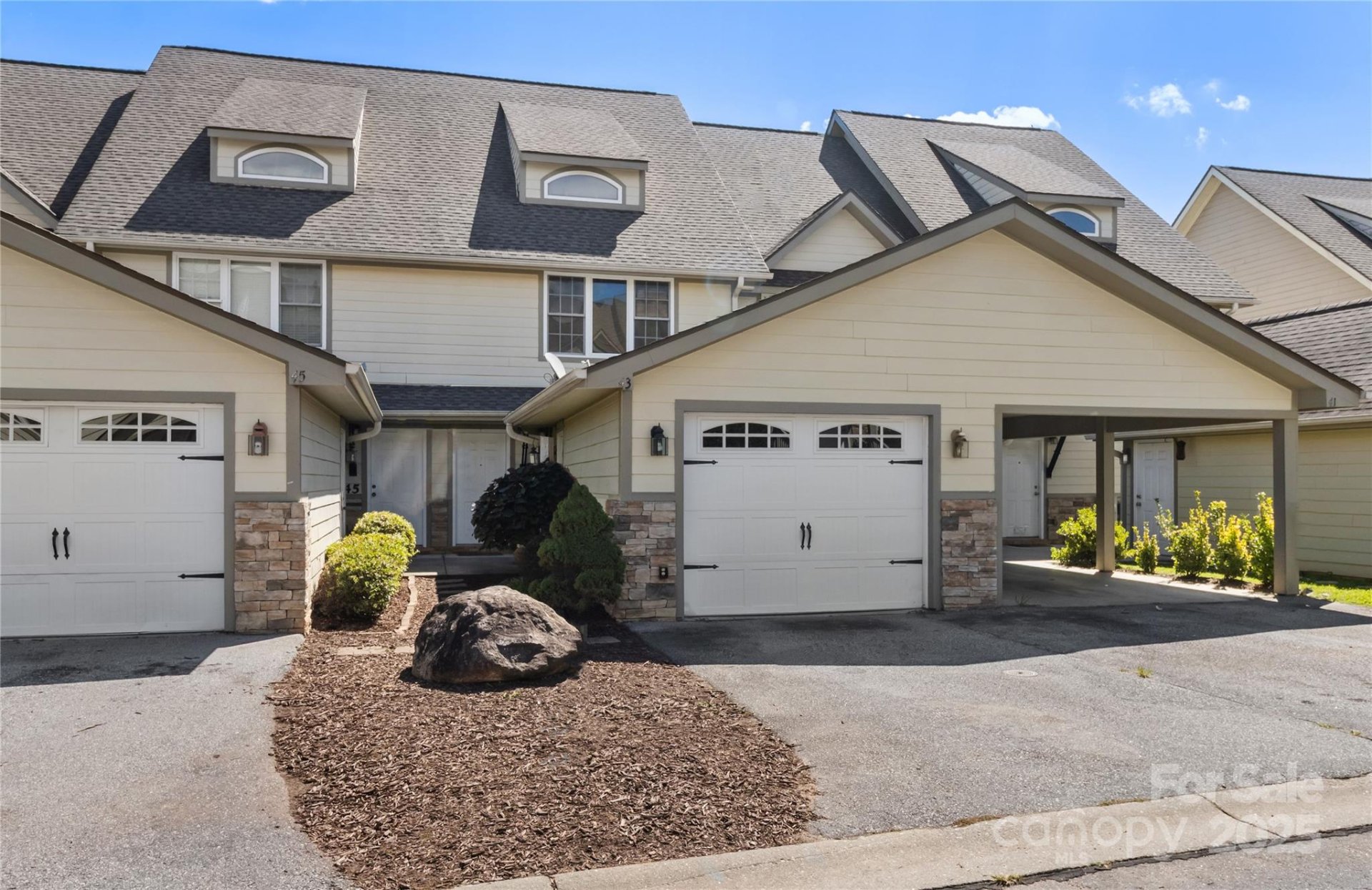 Property at 43 Rotunda Circle, Asheville, NC 28806