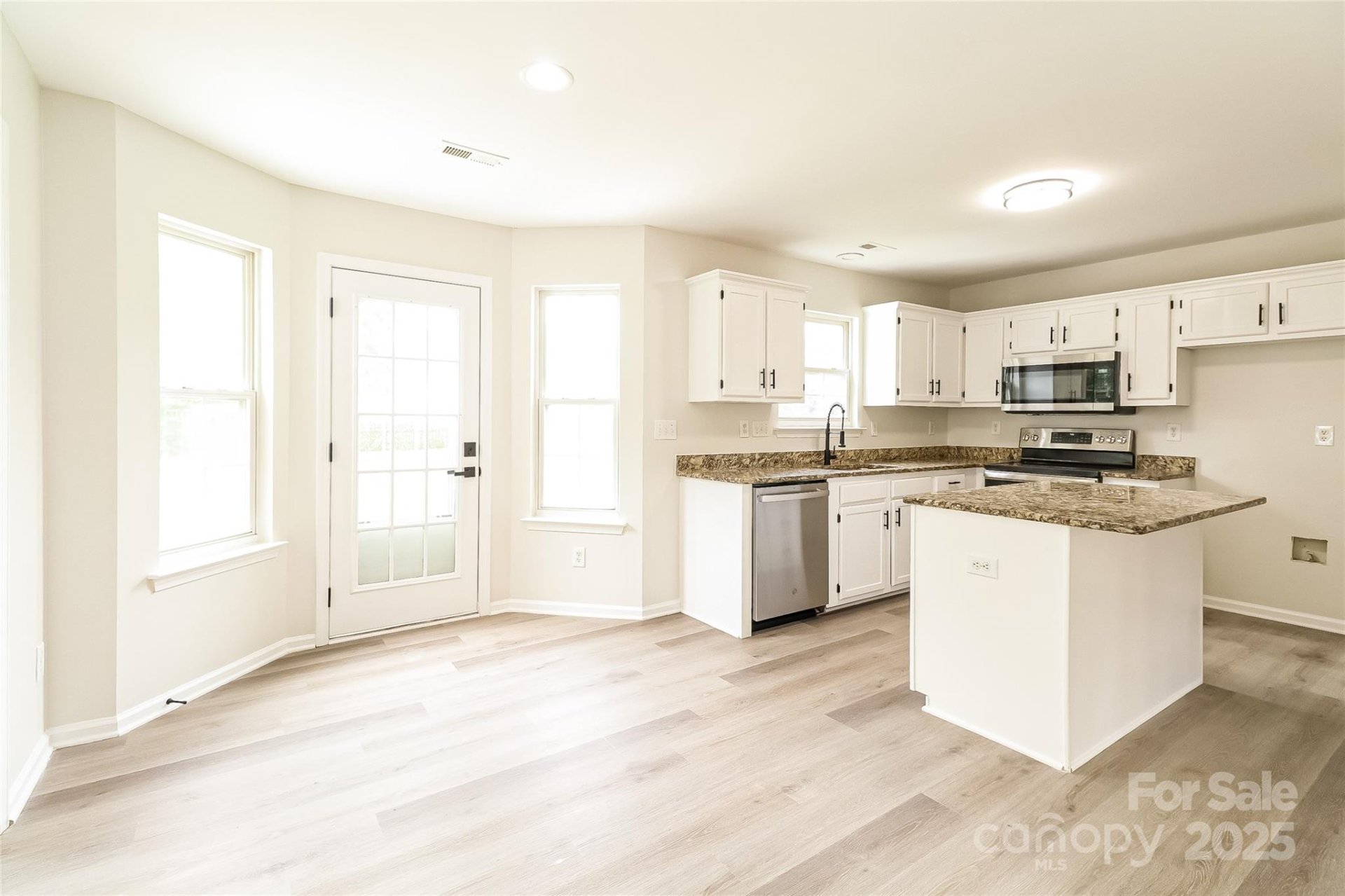 Property image 5 at 505 Whitehead Court, Fort Mill, SC 29708