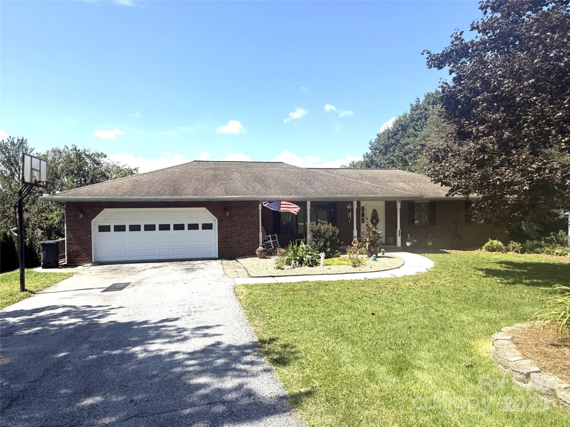 124 Mountain Valley Drive