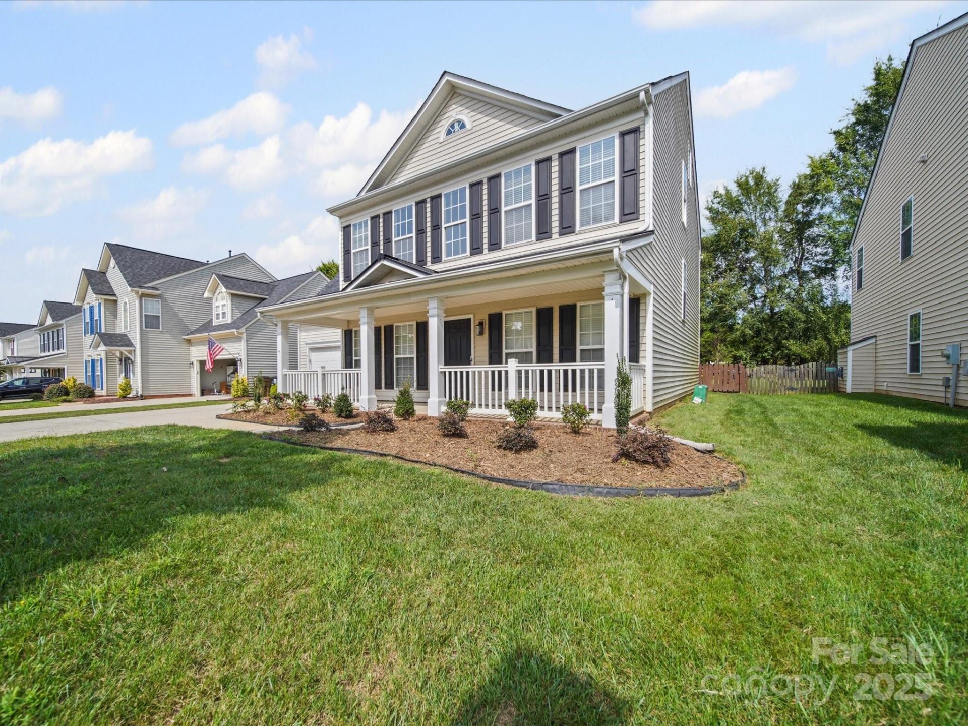 Brandon Oaks, Indian Trail Community