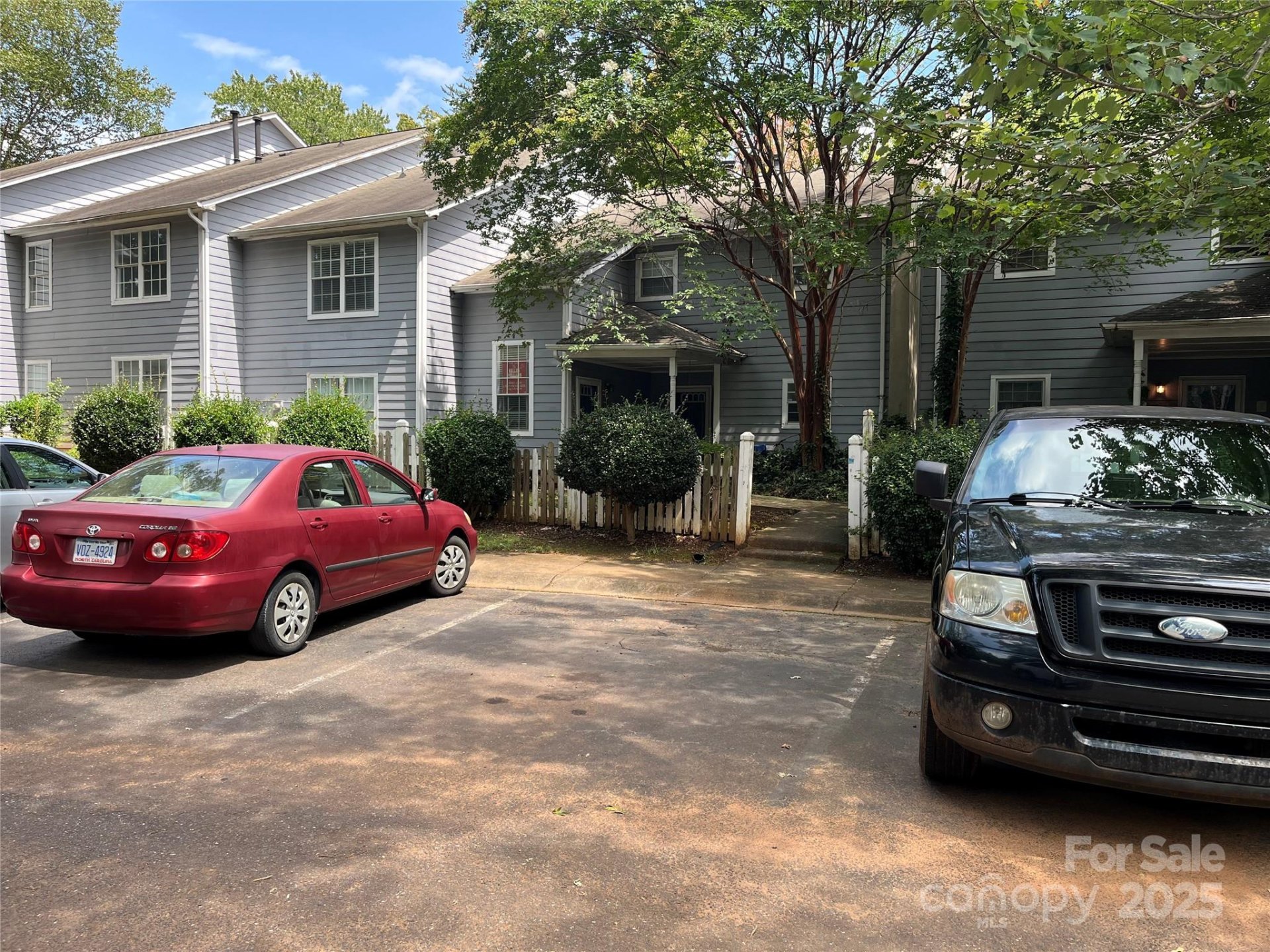 6011 Treetop Court