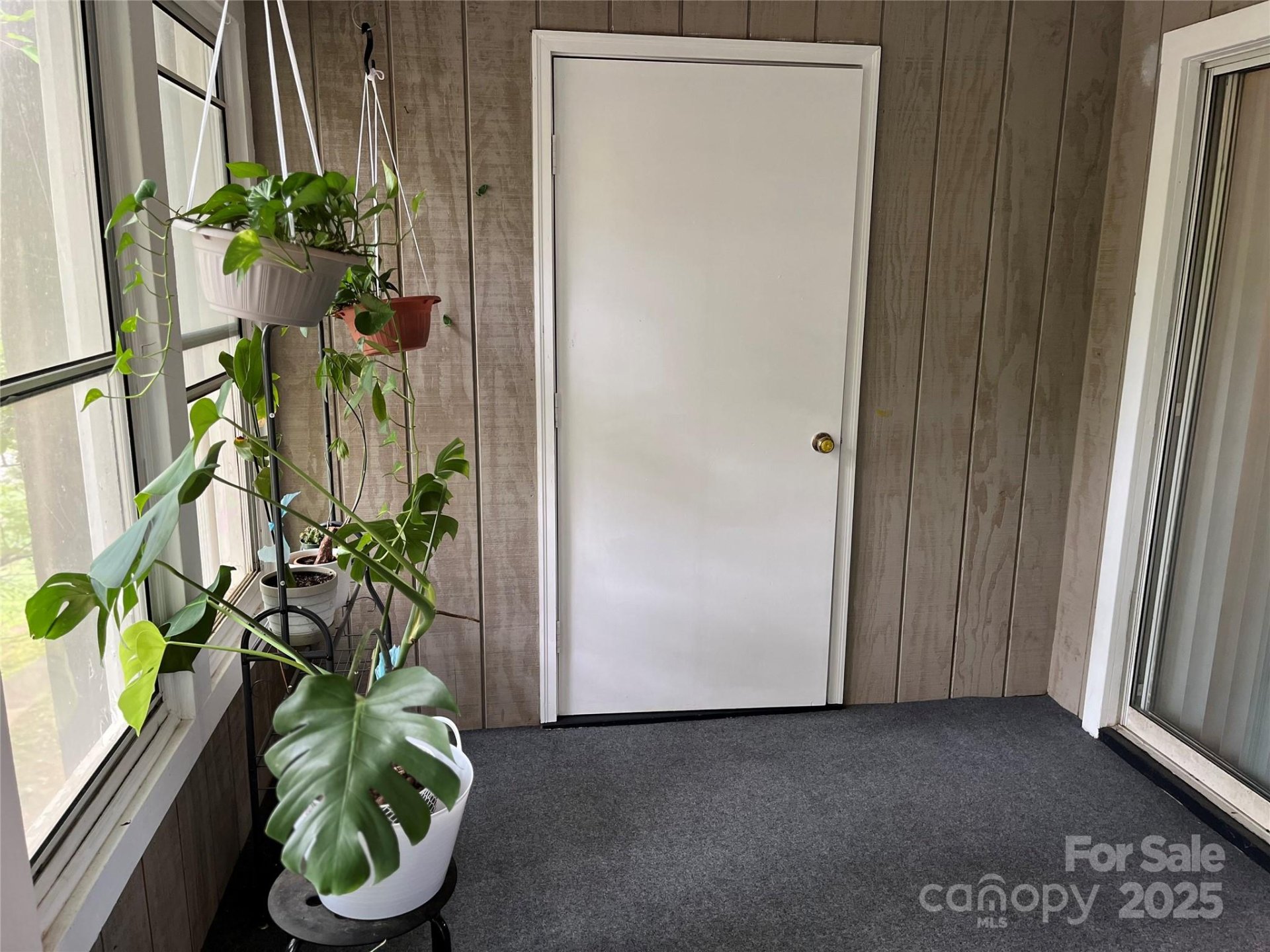 Property image 2 at 6011 Treetop Court, Charlotte, NC 28212