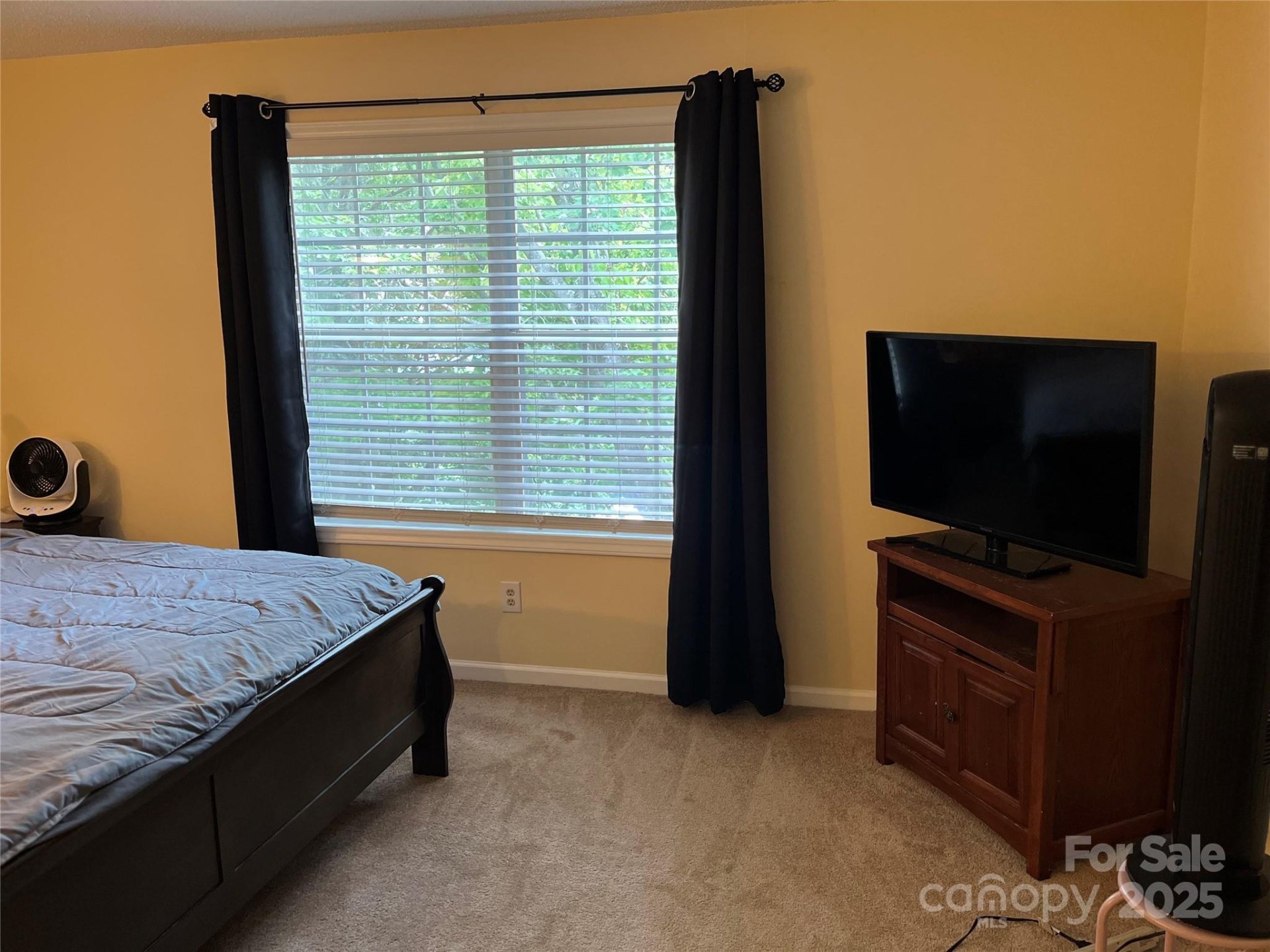 Property image 3 at 6011 Treetop Court, Charlotte, NC 28212
