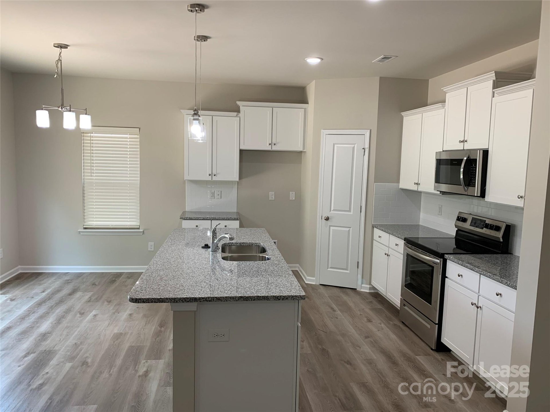 Property image 4 at 7327 Neal Road, Charlotte, NC 28262