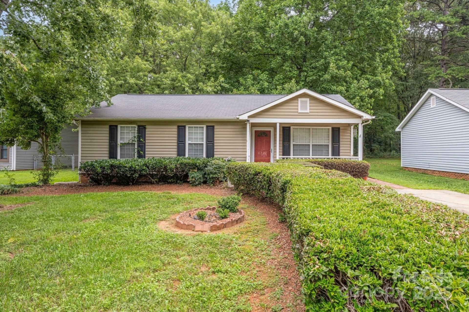 6220 Easter Lane